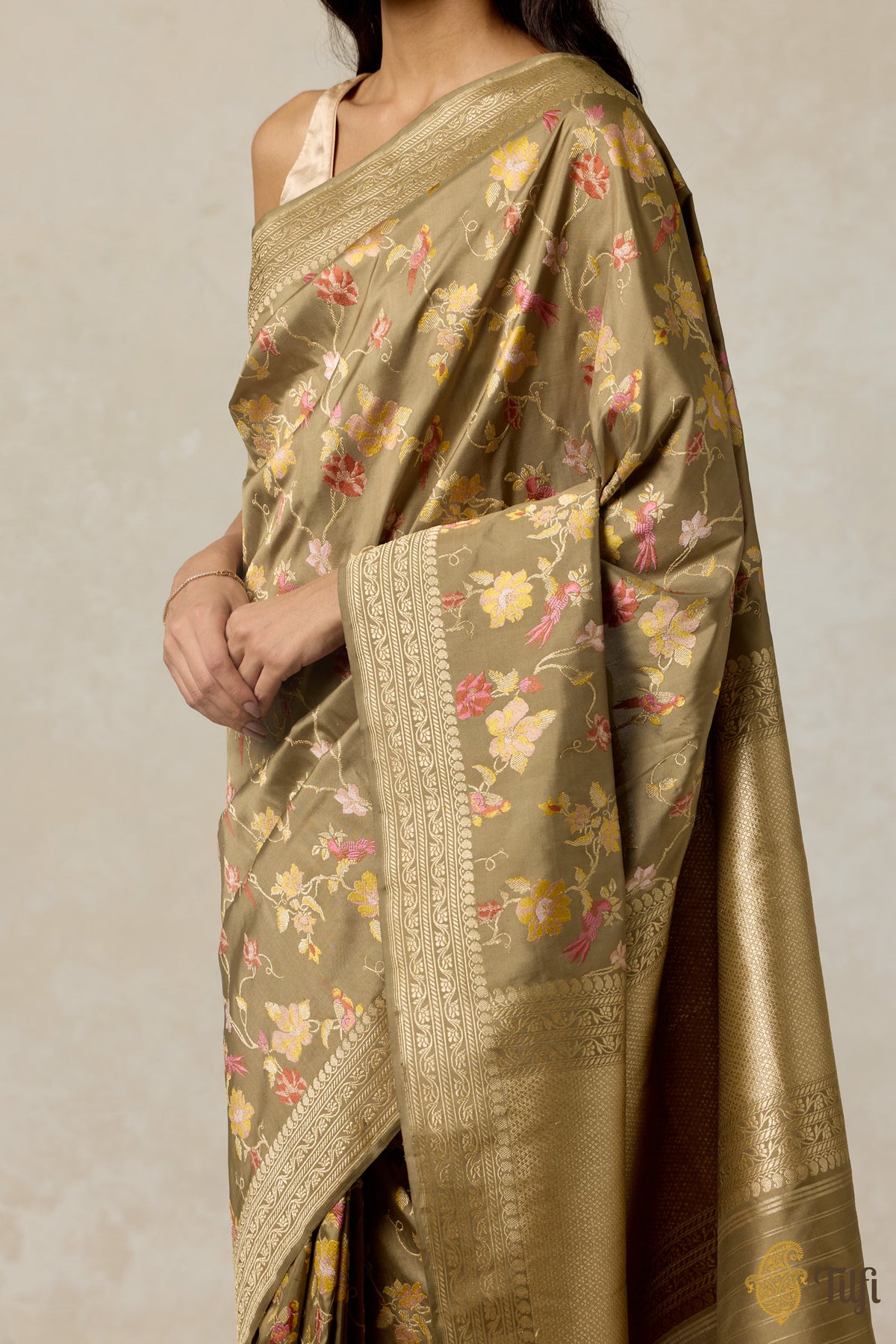 &#39;Juno&#39; Deep Sage Pure Katan Silk Banarasi Handloom Saree