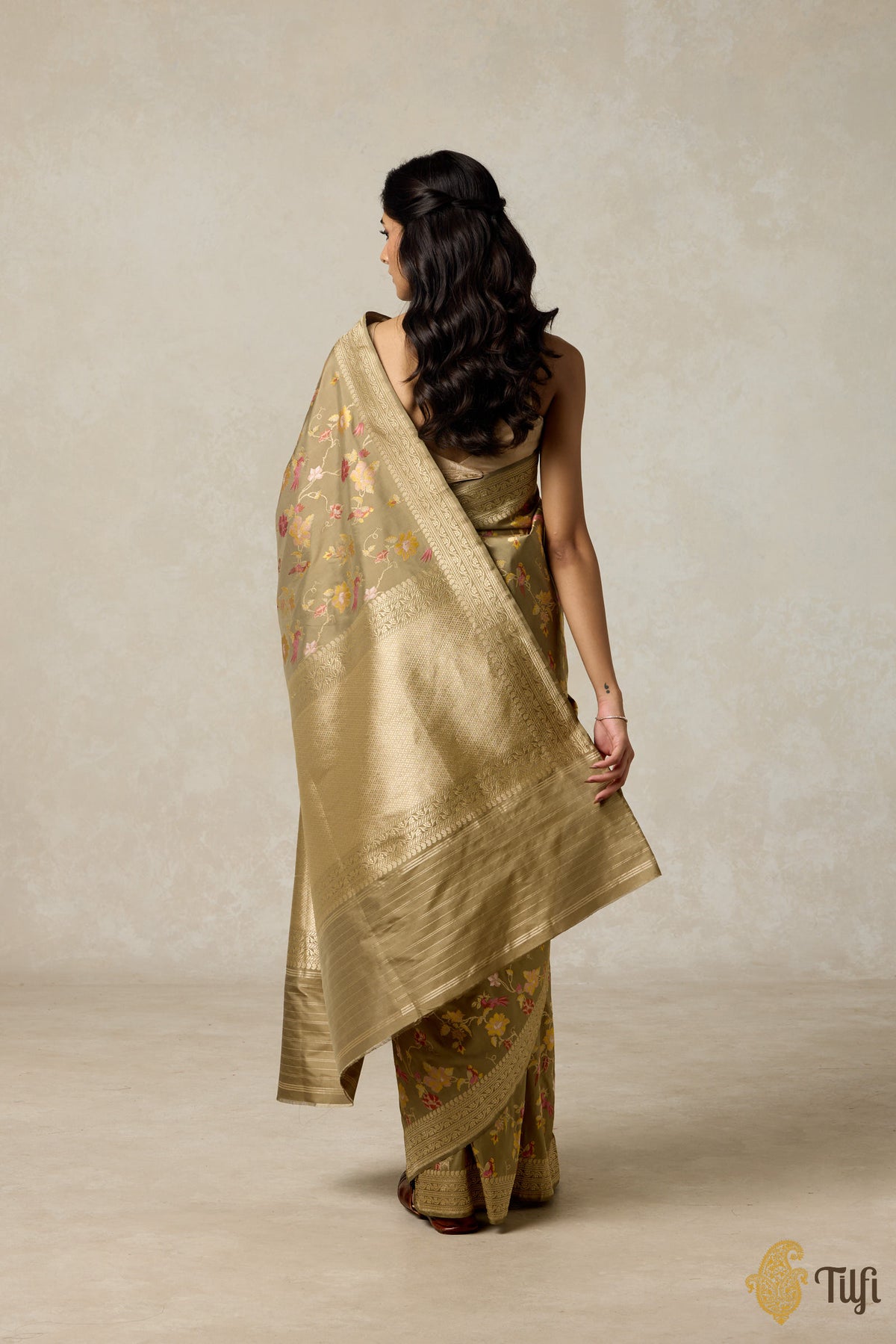 &#39;Juno&#39; Deep Sage Pure Katan Silk Banarasi Handloom Saree