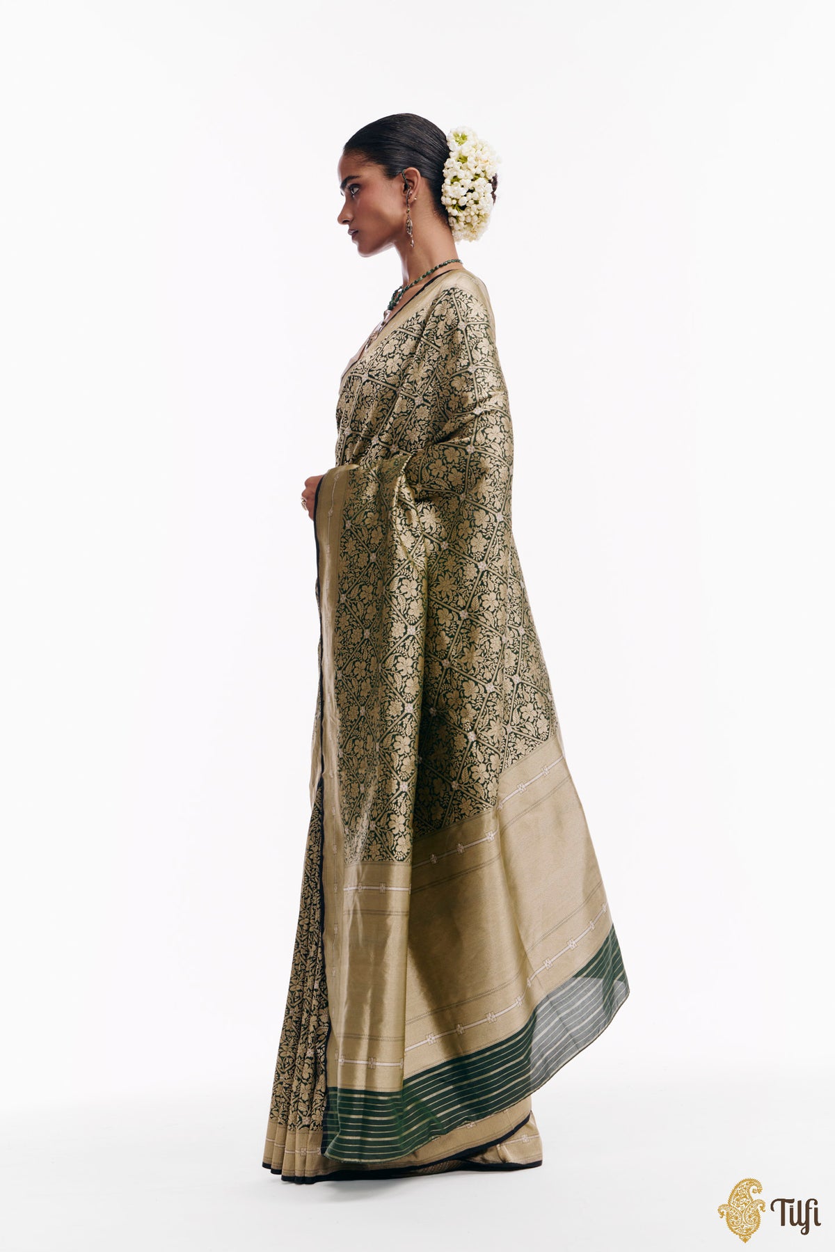 'Kalpana' Black-Green Pure Katan Silk Banarasi Handloom Saree