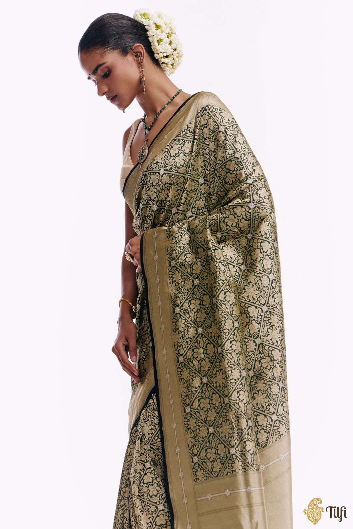 'Kalpana' Black-Green Pure Katan Silk Banarasi Handloom Saree