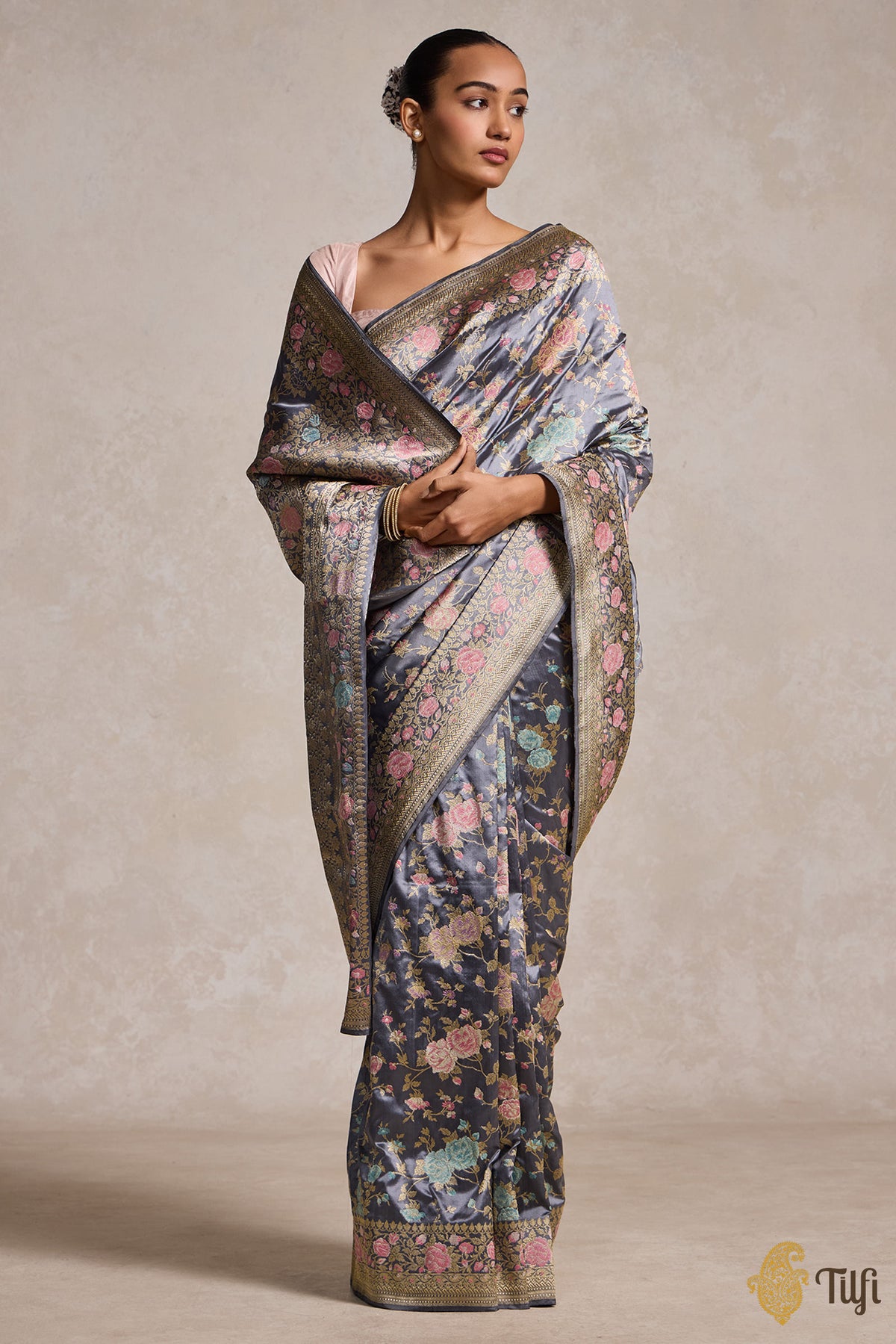 &#39;Roja&#39; Grey Pure Katan Silk Banarasi Handloom Saree