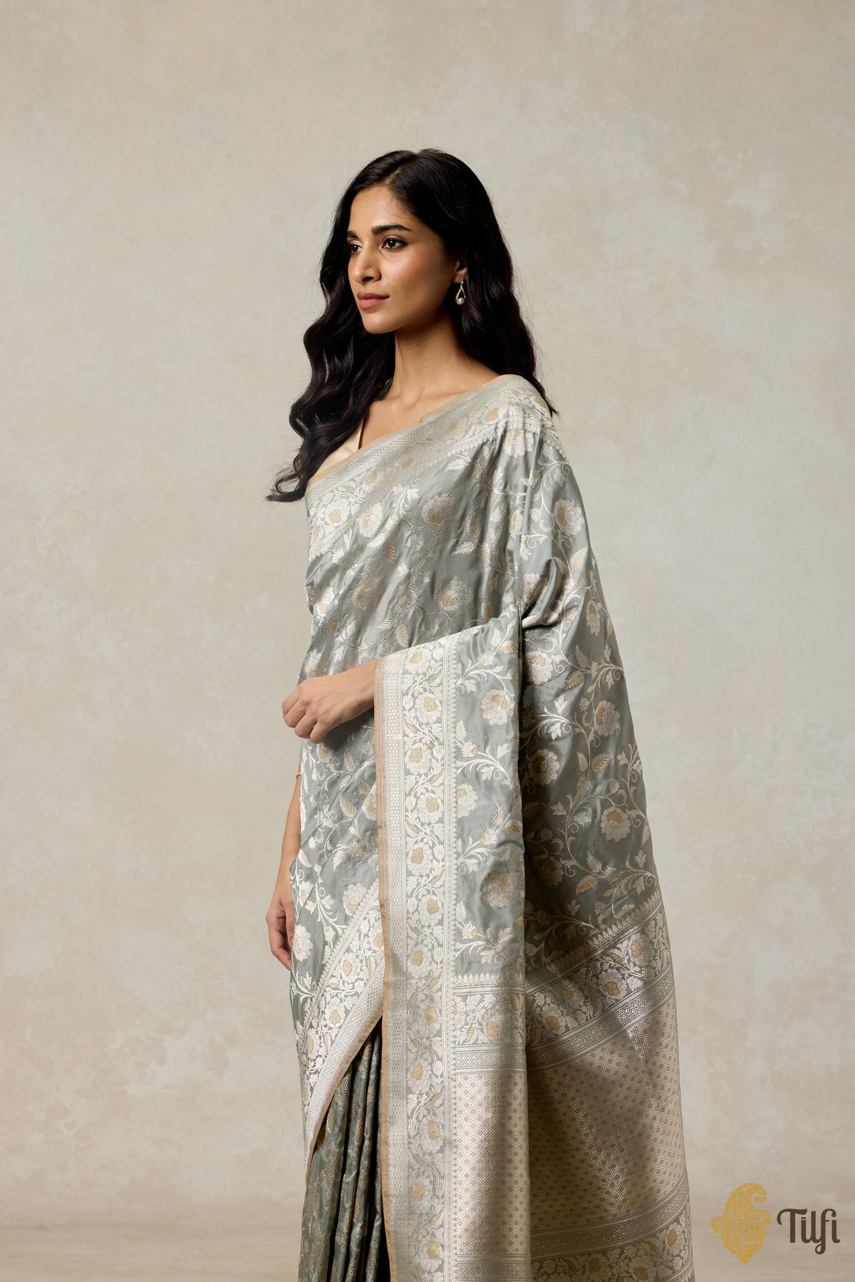 &#39;Diya&#39; Stone Grey Pure Katan Silk Banarasi Handloom Saree