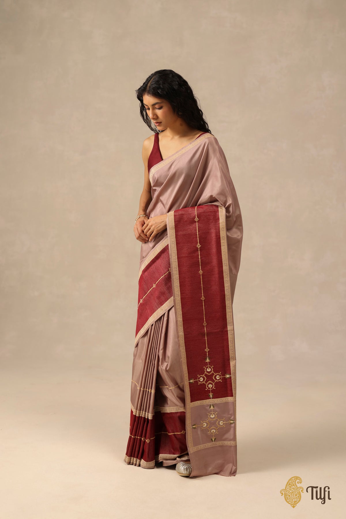 'Sienna' Beige-Burgundy Pure Katan Gheecha Silk Banarasi Handloom Saree
