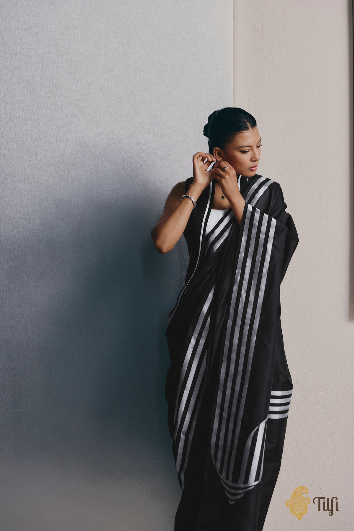 'Sheet Music' Black Pure Katan Silk Banarasi Handloom Saree