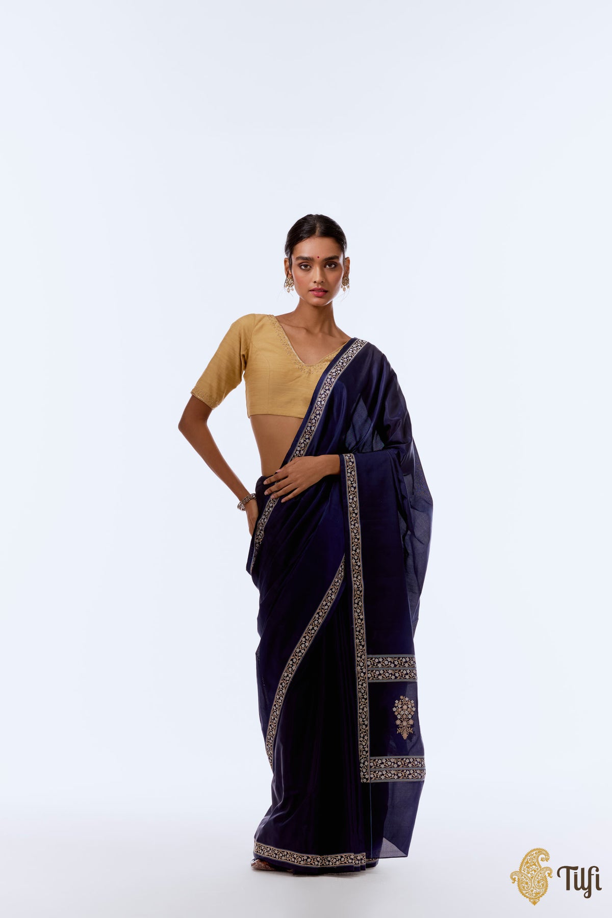 &#39;Kamalika Raag&#39; Navy Blue Pure Katan Silk Georgette Banarasi Handloom Saree