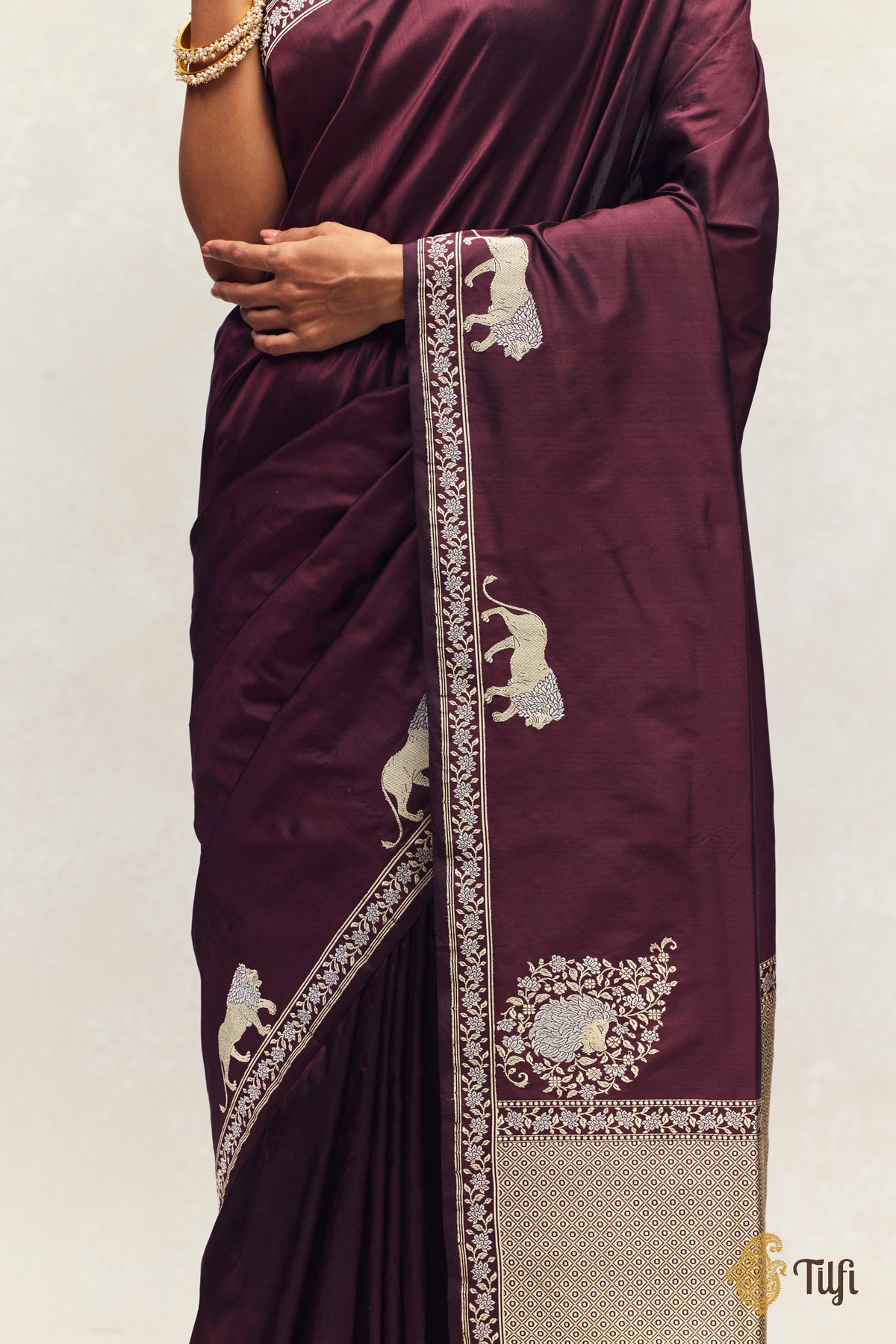 'Pride of Lions' Brown Pure Katan Silk Banarasi Shikargah Handloom Saree