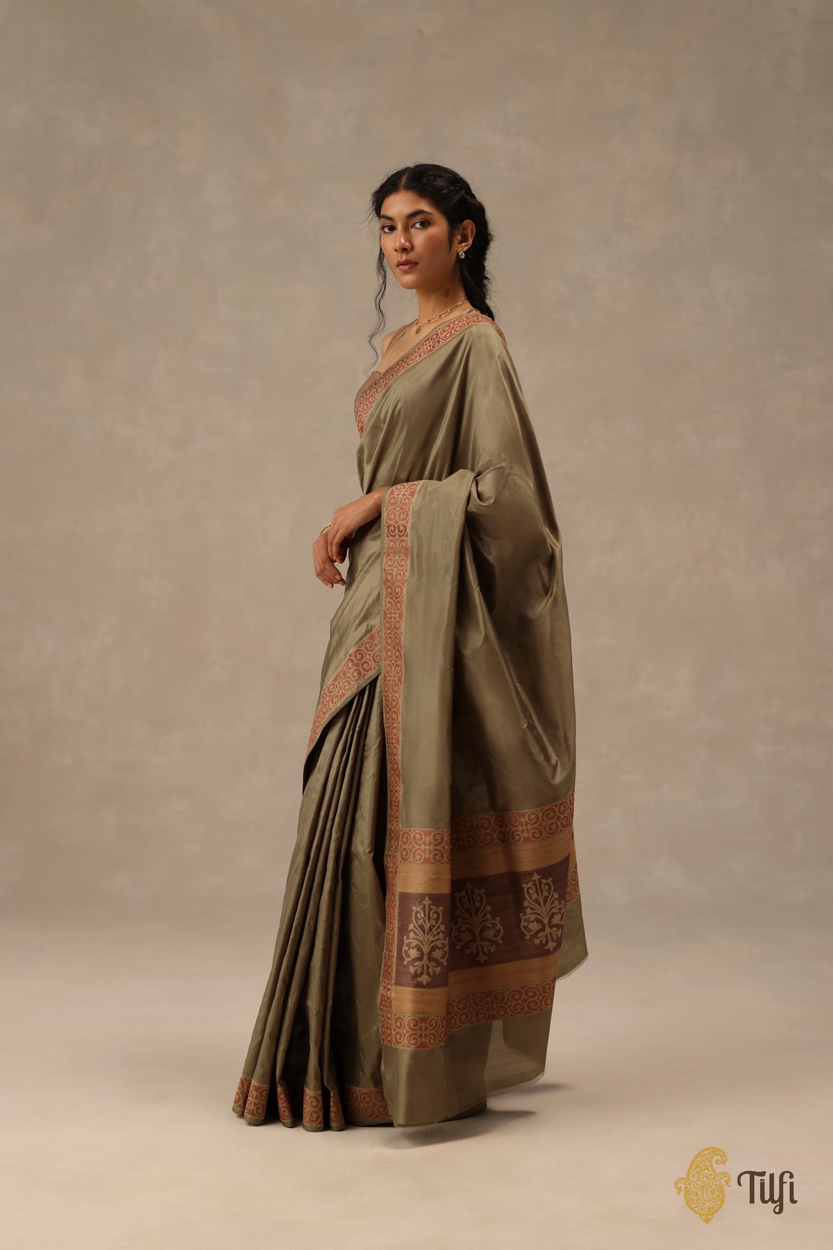 'Alba' Olive Green Pure Katan Gheecha Silk Banarasi Handloom Saree