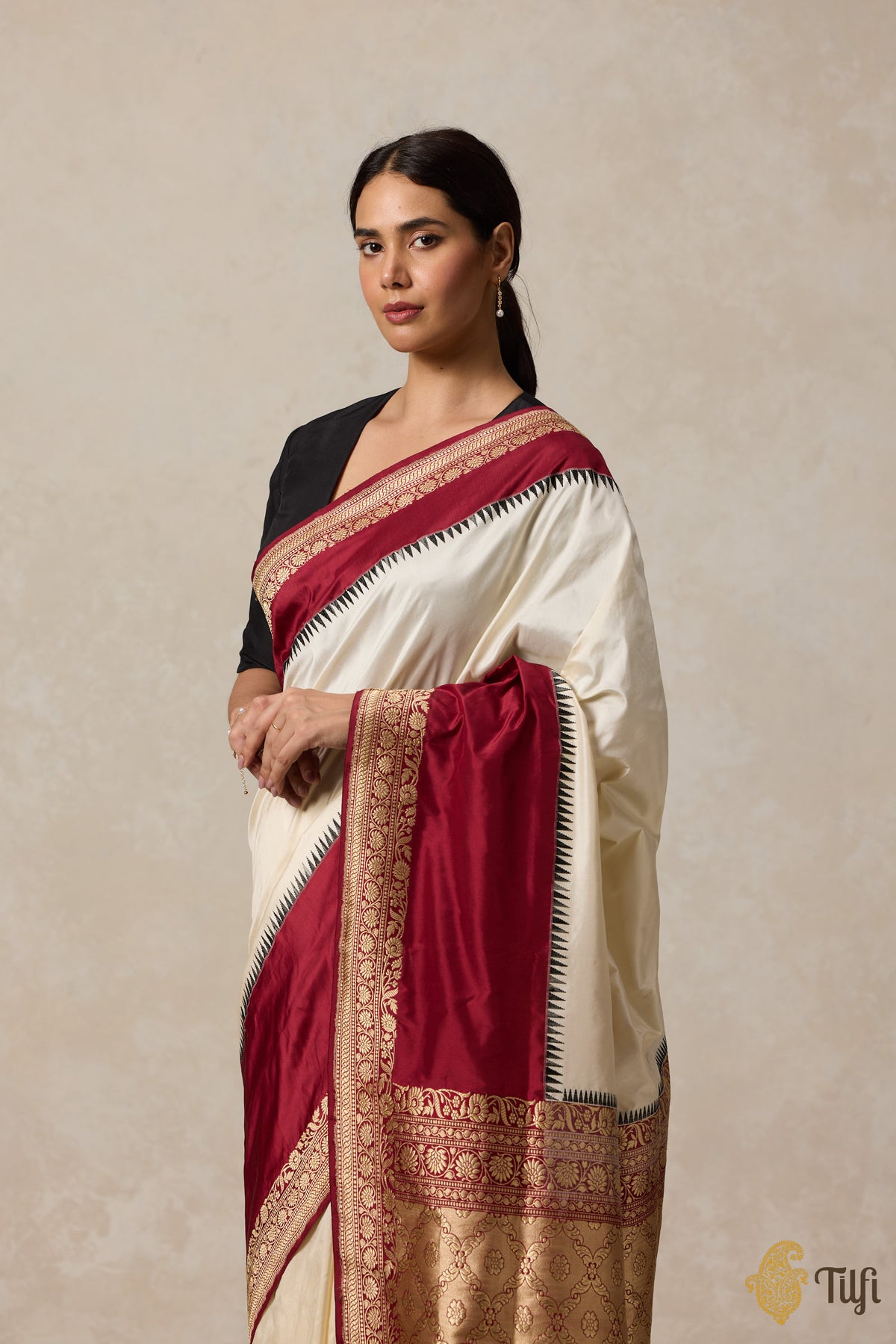 Pre-Order: Off-White-Maroon Pure Katan Silk Banarasi Handloom Saree