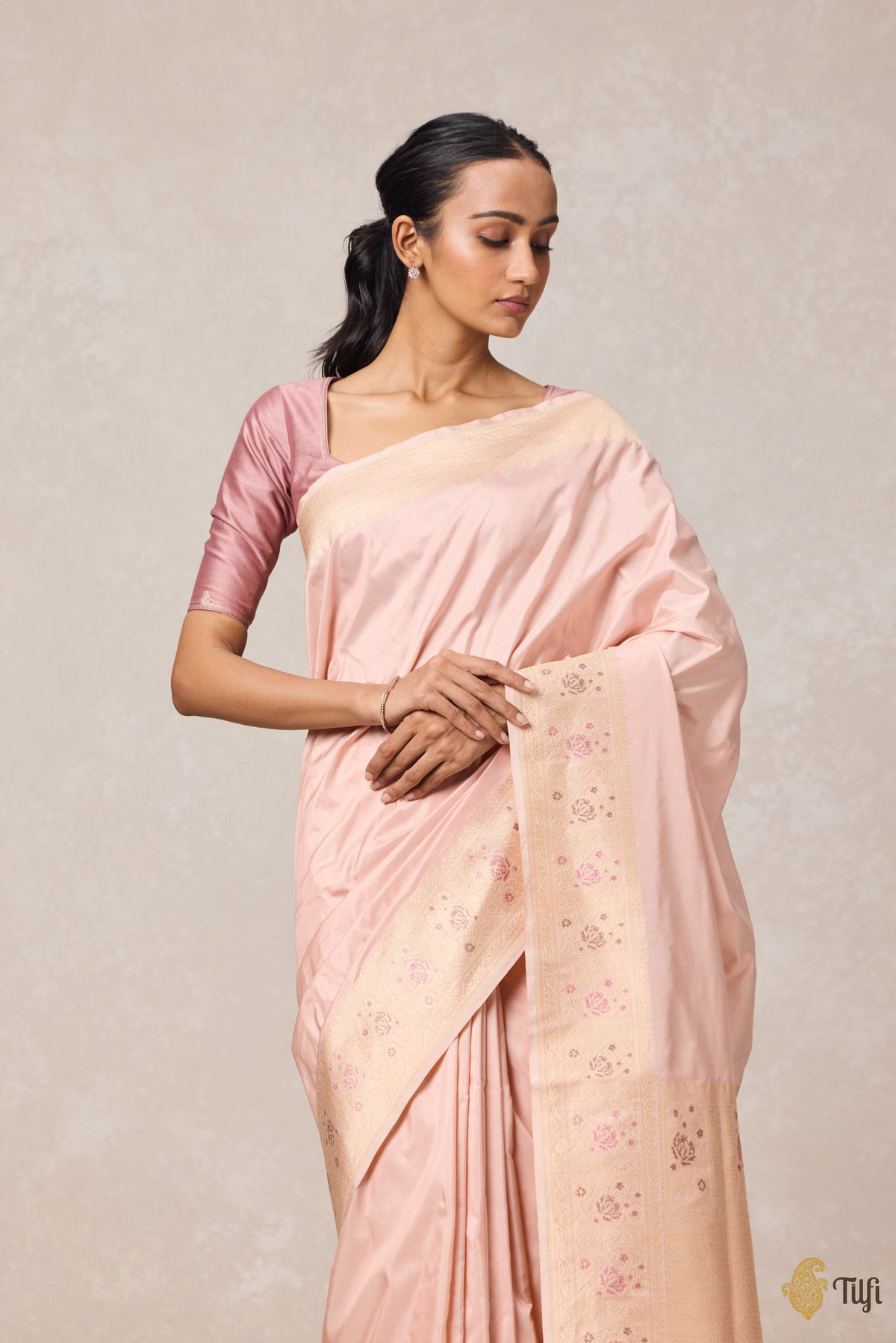 Pre-Order: Light Peach Pure Katan Silk Banarasi Handloom Saree