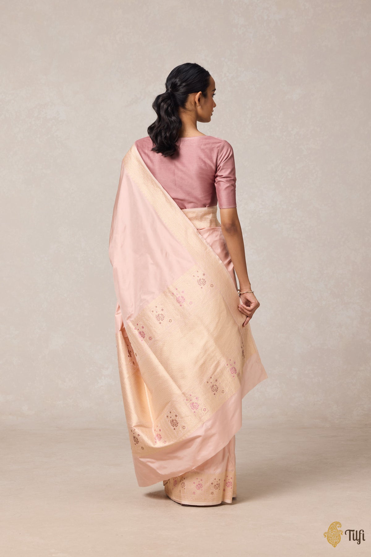 Pre-Order: Light Peach Pure Katan Silk Banarasi Handloom Saree