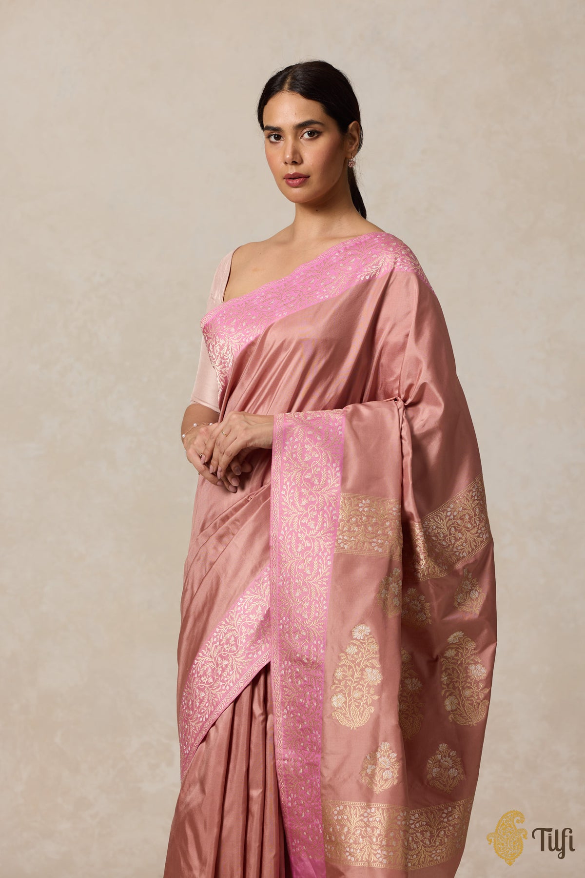 &#39;Vilakshana&#39; Old Rose-Pink Pure Katan Silk Banarasi Handloom Saree