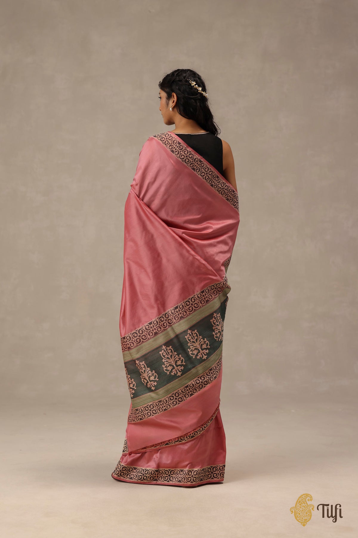 Pre-Order: 'Alba' Dusty Rose Pink Pure Katan Gheecha Silk Banarasi Handloom Saree