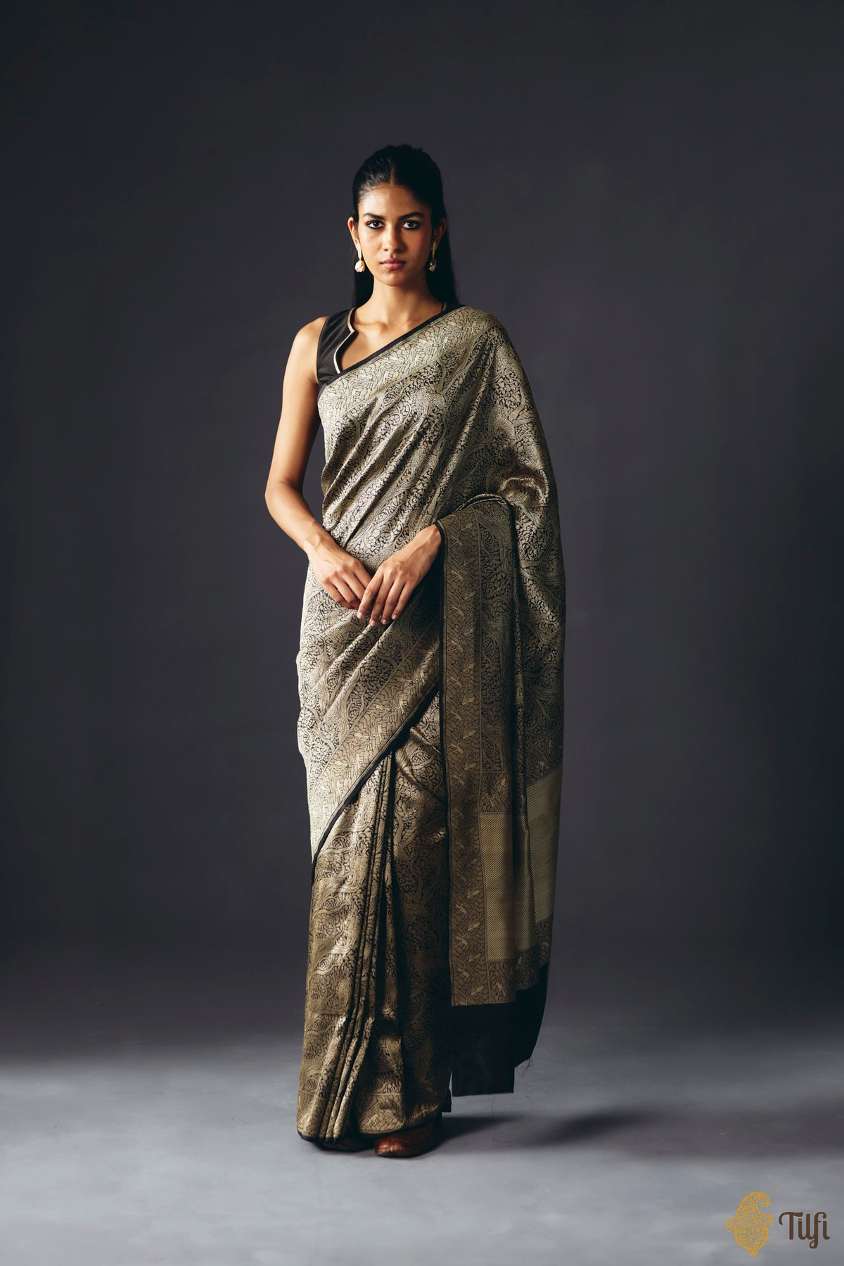 'Majestic Leap' Black Pure Katan Silk Banarasi Handloom Saree