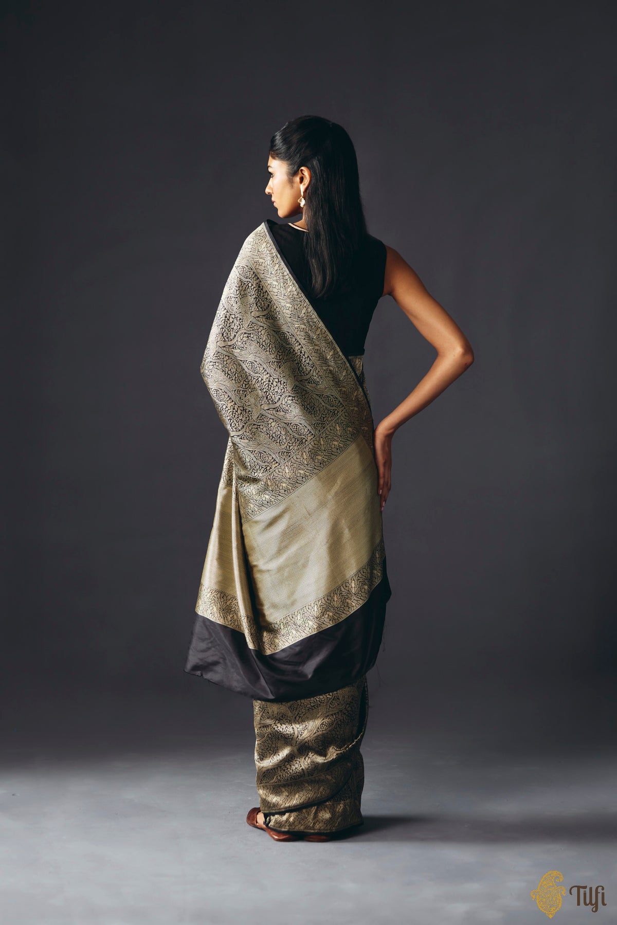 'Majestic Leap' Black Pure Katan Silk Banarasi Handloom Saree