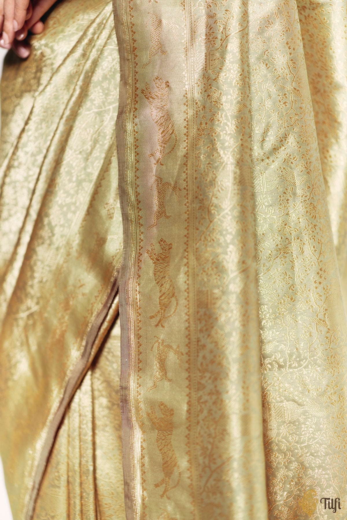 'Peacock on the Rampart' Light Green Pure Katan Silk Banarasi Handloom Saree