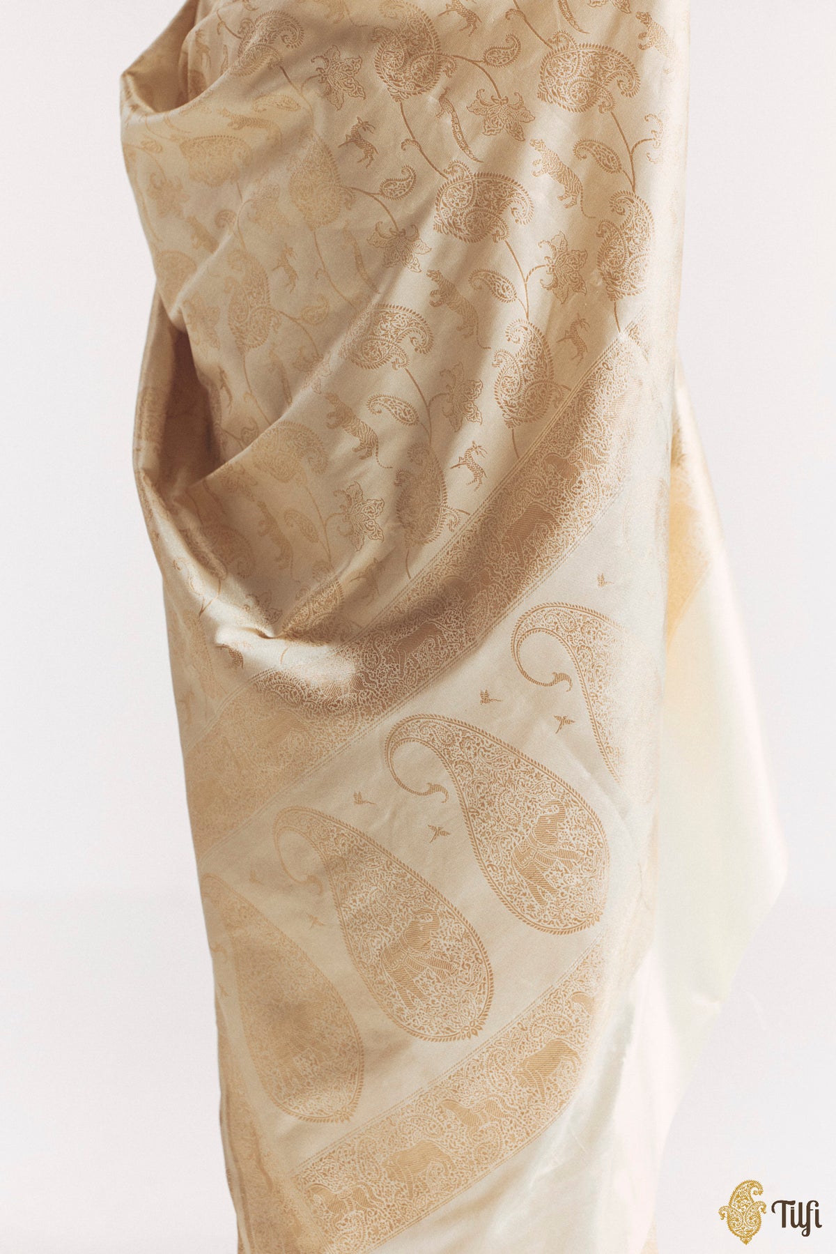 'Aranyika' Off-White Pure Katan Silk Banarasi Handloom Shikargah Saree