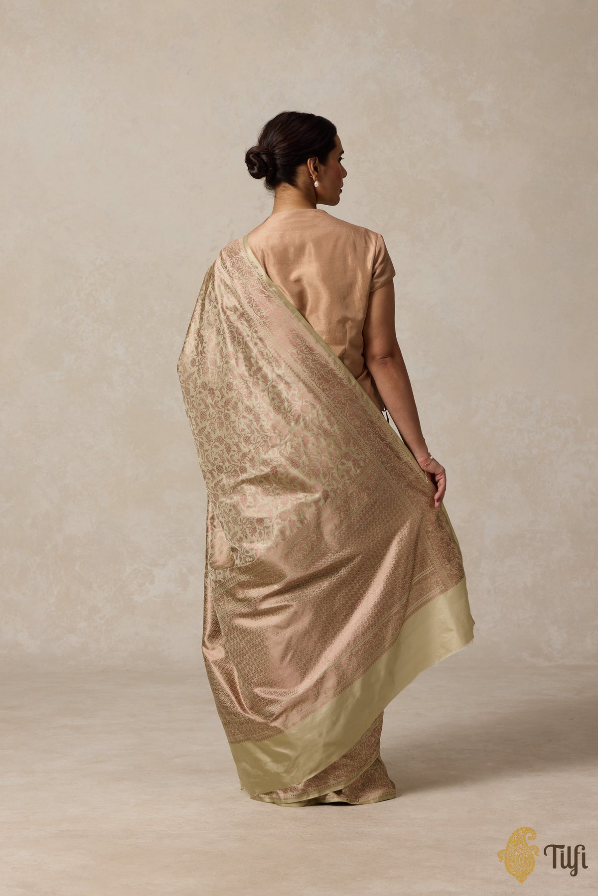 Off-White Beige Pure Katan Silk Banarasi Shikargah Handloom Saree