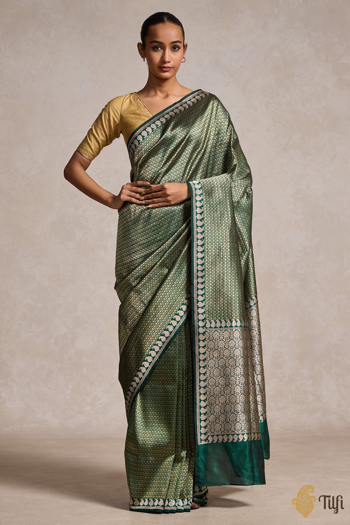 Bottle Green Pure Katan Silk Banarasi Handloom Saree