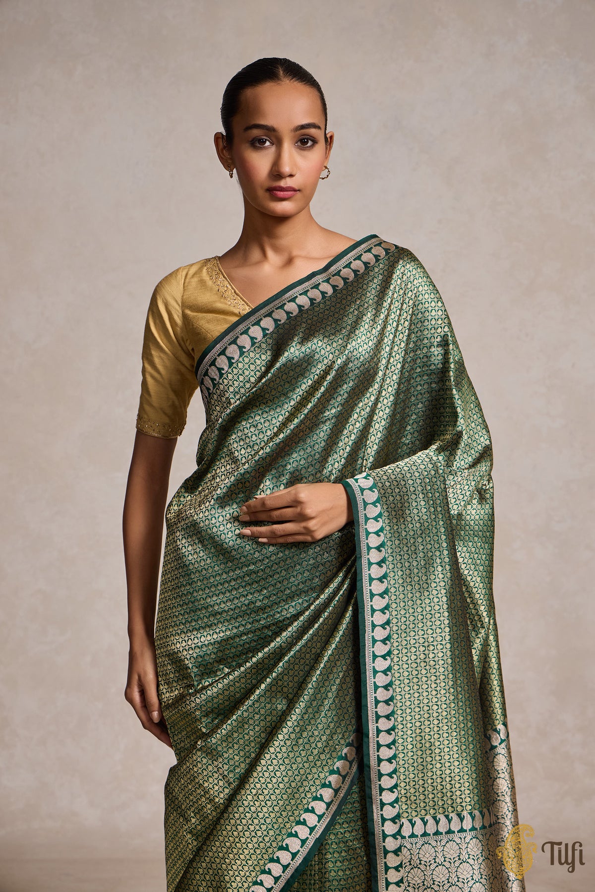 Bottle Green Pure Katan Silk Banarasi Handloom Saree