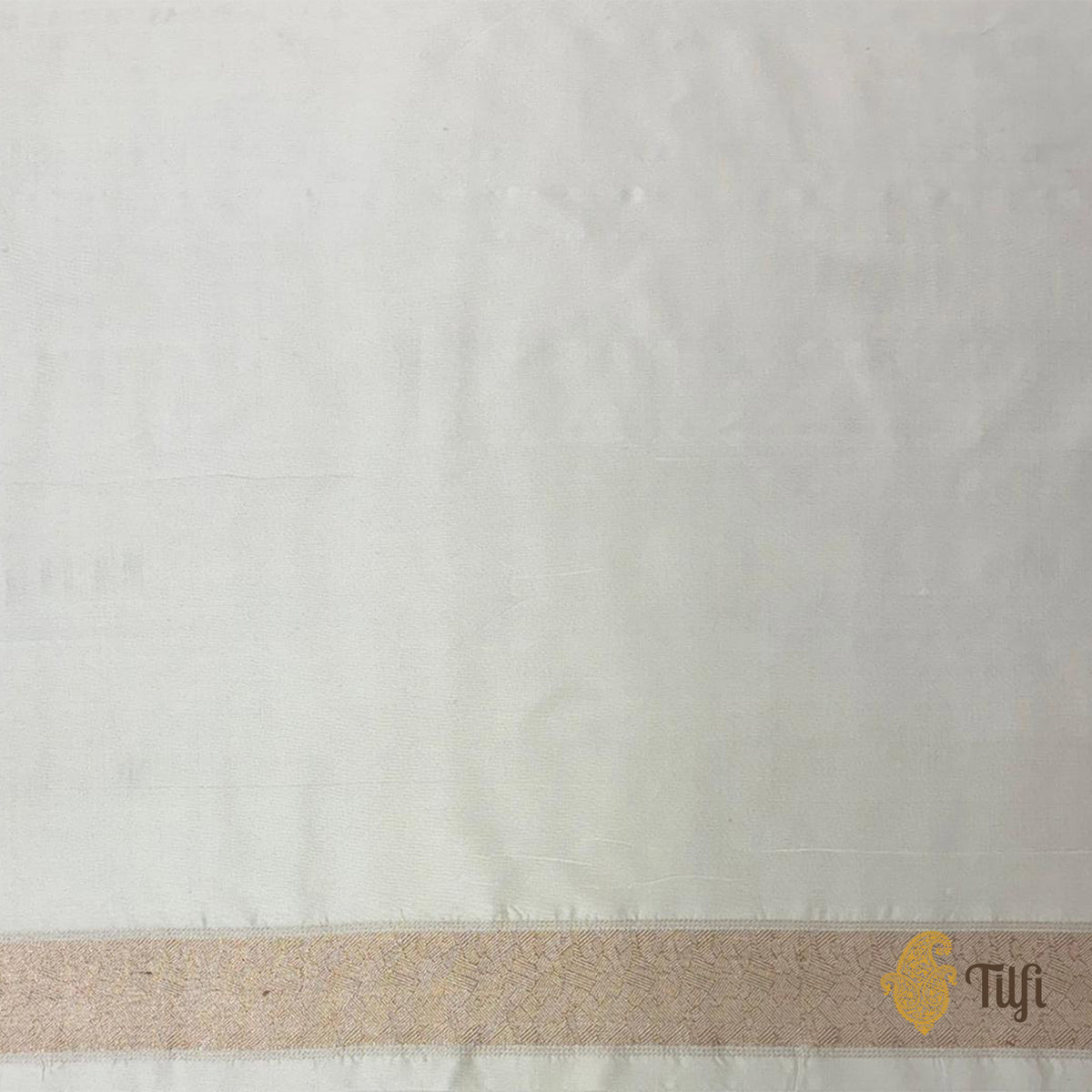 'Secrets of the Snow' Off White Pure Katan Silk Banarasi Handloom Saree