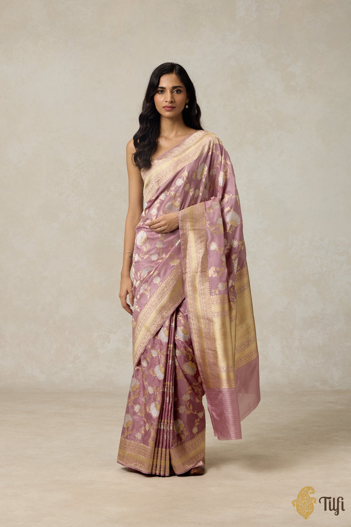 &#39;Menaka&#39; Onion Pink Pure Katan Silk Banarasi Handloom Saree