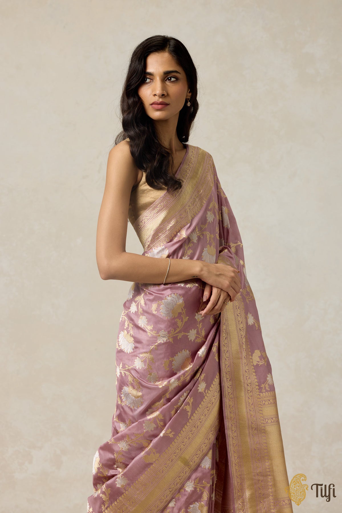 &#39;Menaka&#39; Onion Pink Pure Katan Silk Banarasi Handloom Saree