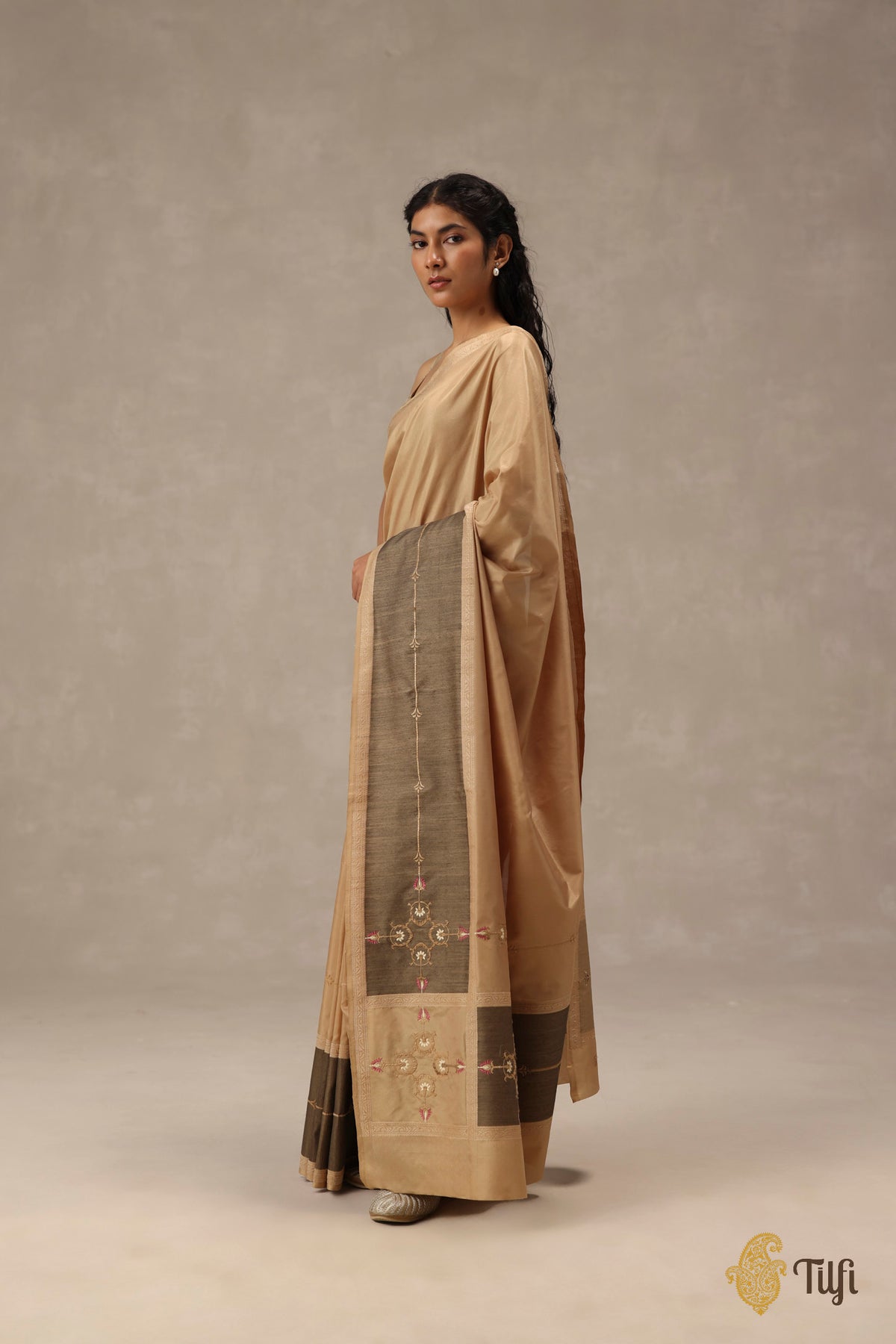 'Sienna' Beige-Sage Green Pure Katan Gheecha Silk Banarasi Handloom Saree