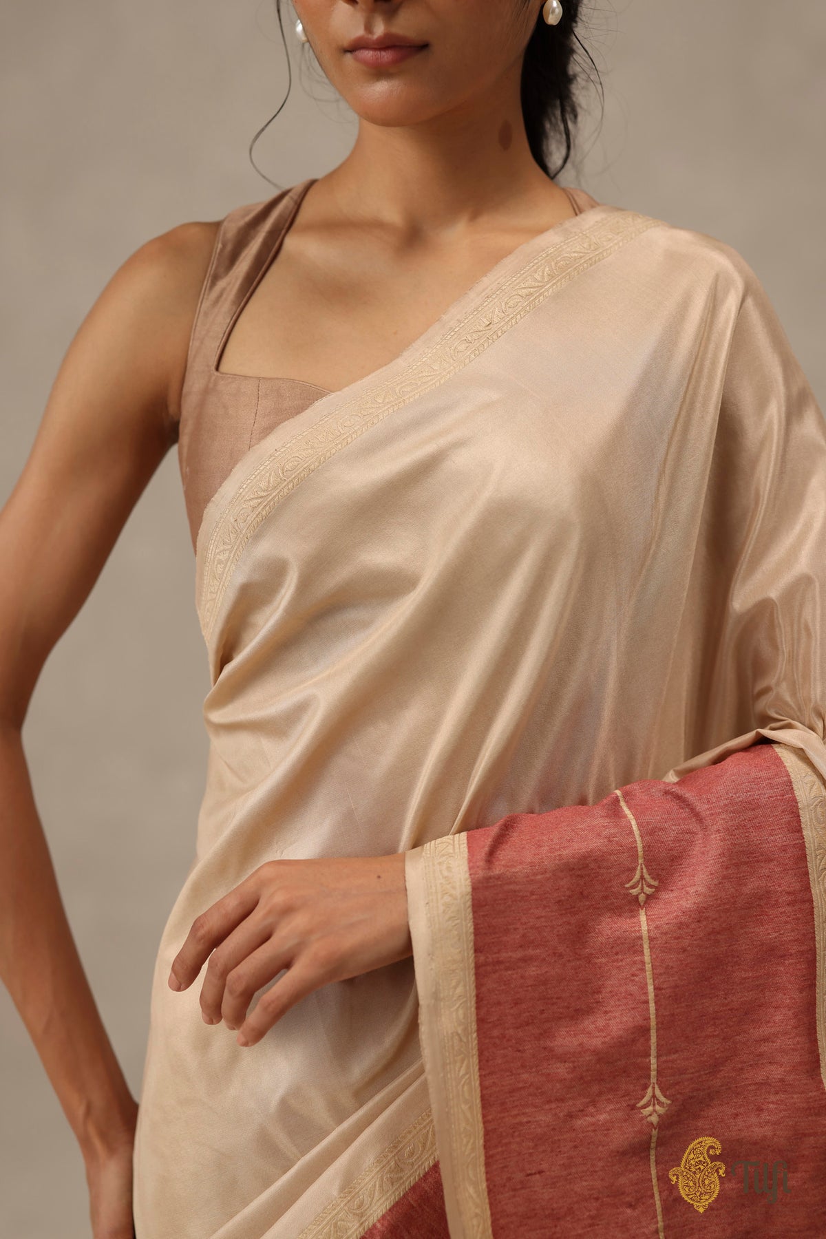 'Sienna' Beige-Peach Pure Katan Gheecha Silk Banarasi Handloom Saree