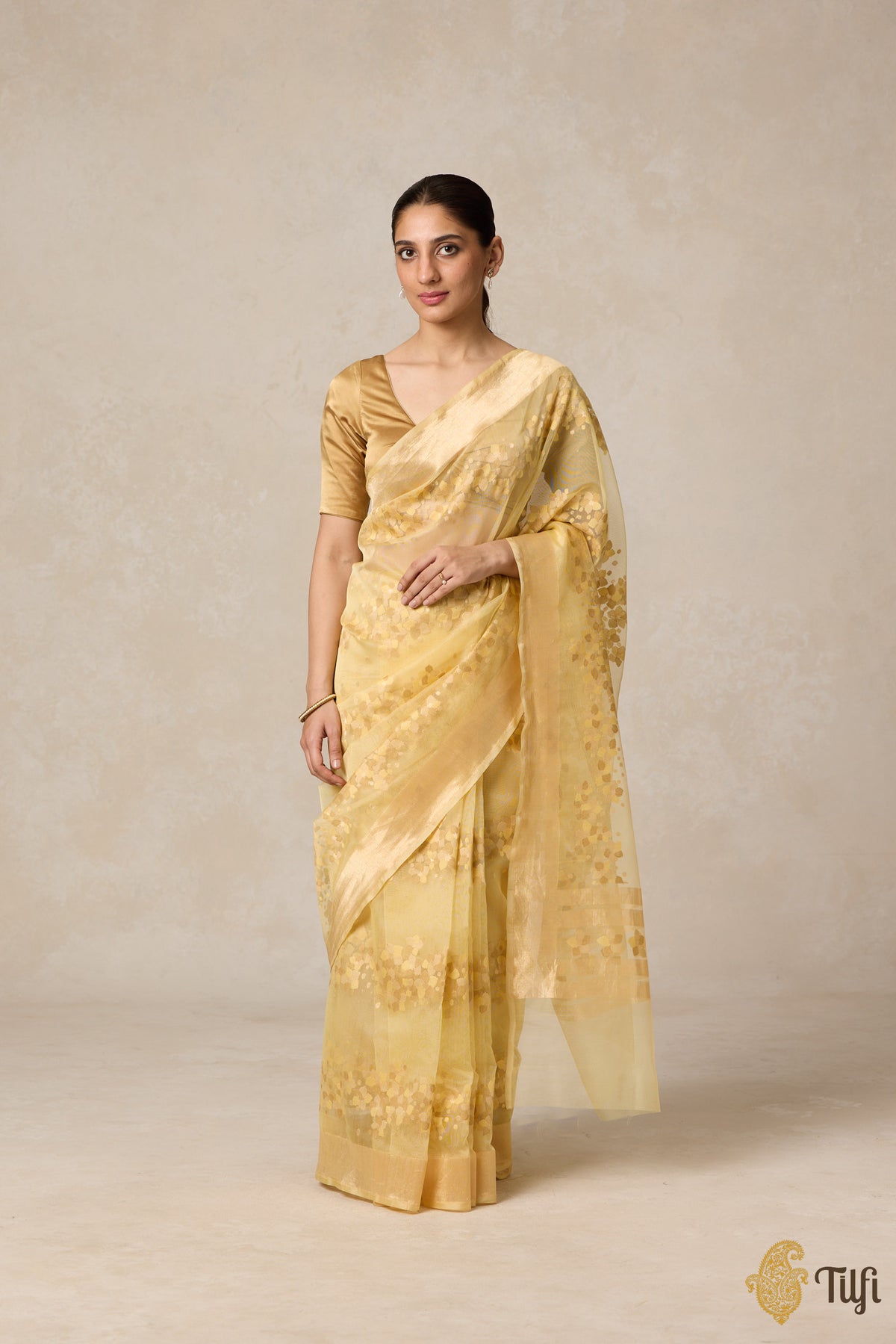 &#39;A Flourish of Primroses&#39; Ivory-Yellow Pure Kora Silk Net Banarasi Handloom Saree