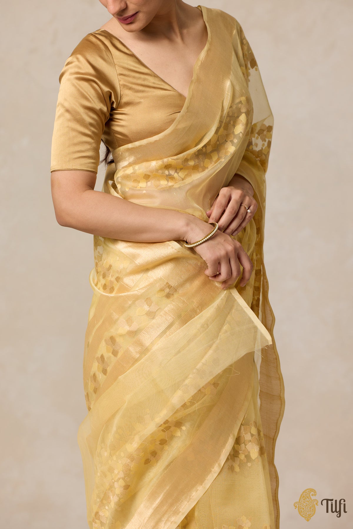 &#39;A Flourish of Primroses&#39; Ivory-Yellow Pure Kora Silk Net Banarasi Handloom Saree