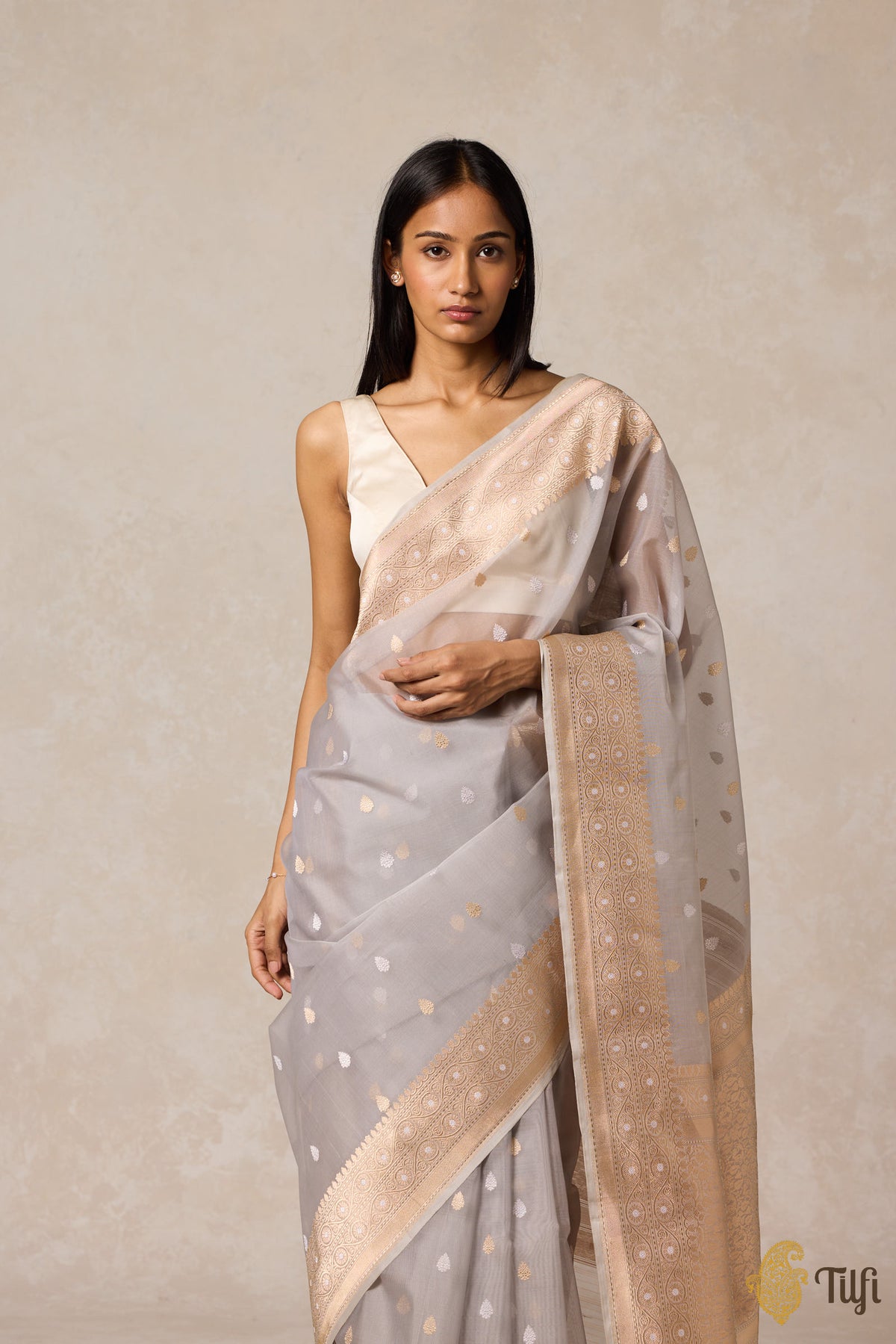 &#39;Varsha&#39; Grey Pure Kora Silk Handloom Banarasi Kadwa Saree