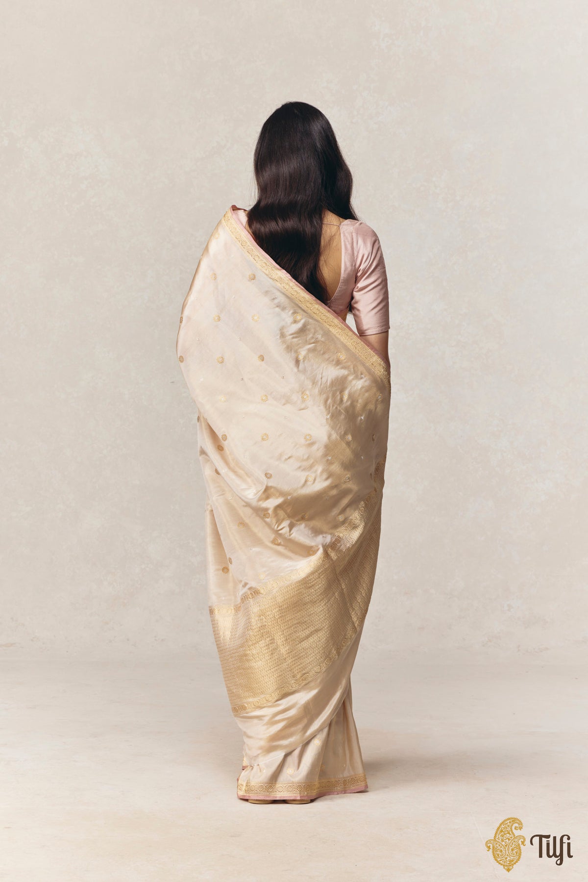 Off-White Pure Katan By Tissue Kadwa Roopa Sona Booti saree