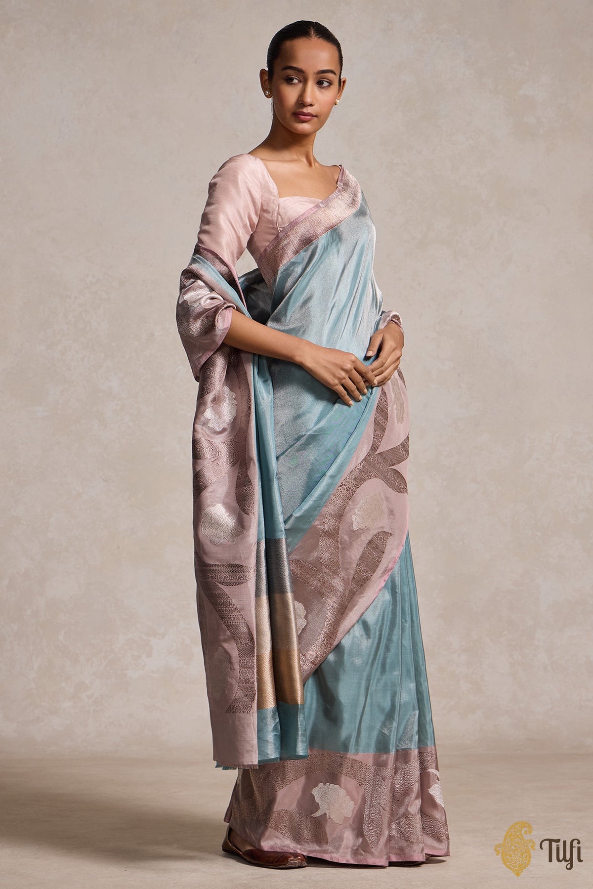 &#39;Zuhra&#39; Dusty Blue-Dusty Pink  Pure Ektara Silk Tissue Banarasi Handloom Saree