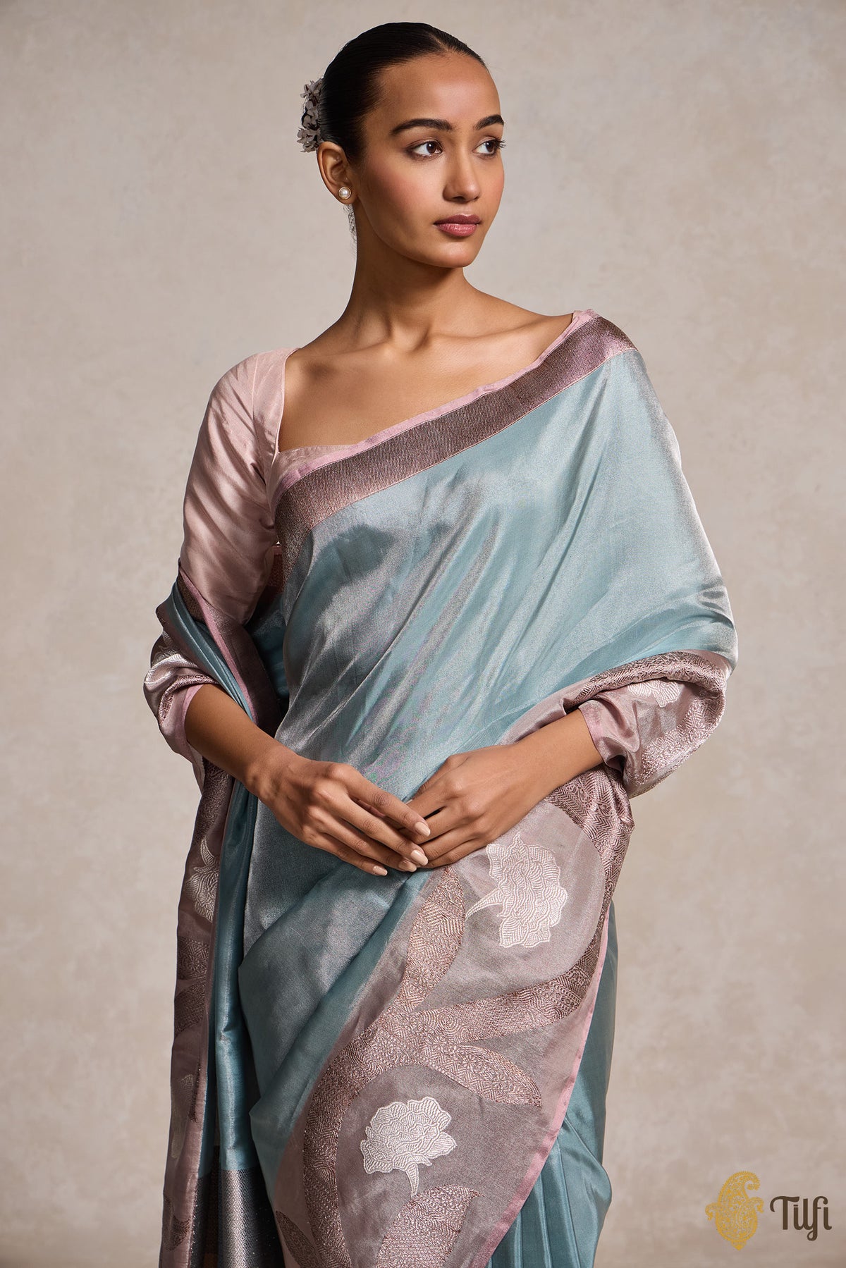 &#39;Zuhra&#39; Dusty Blue-Dusty Pink  Pure Ektara Silk Tissue Banarasi Handloom Saree