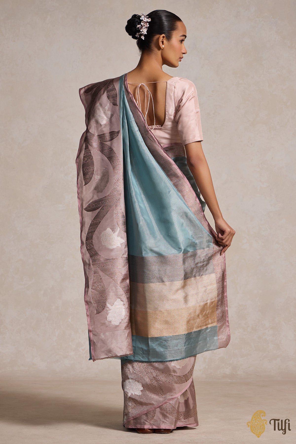 &#39;Zuhra&#39; Dusty Blue-Dusty Pink  Pure Ektara Silk Tissue Banarasi Handloom Saree