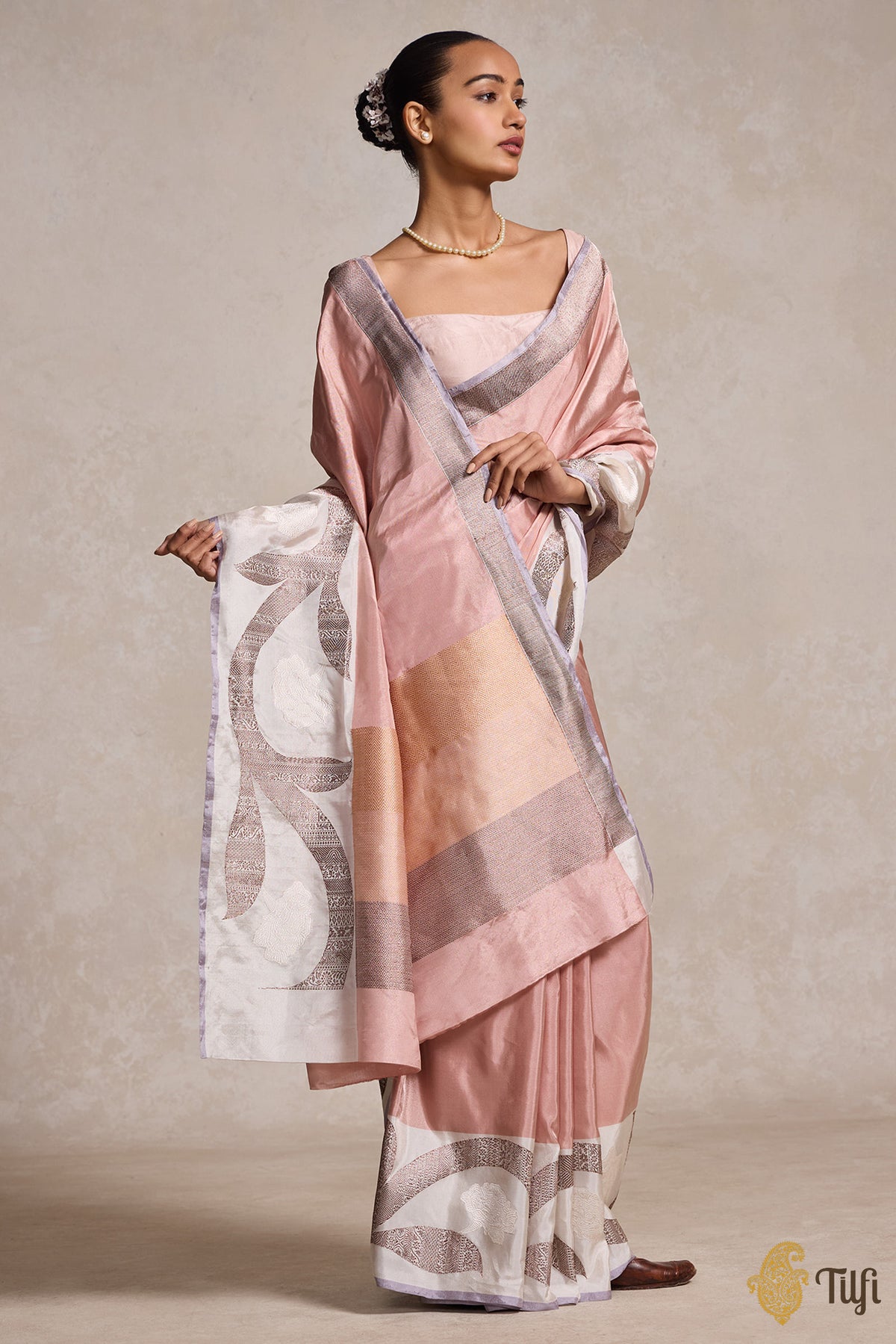 &#39;Zuhra&#39; Pastel Pink-White Pure Ektara Silk Tissue Banarasi Handloom Saree