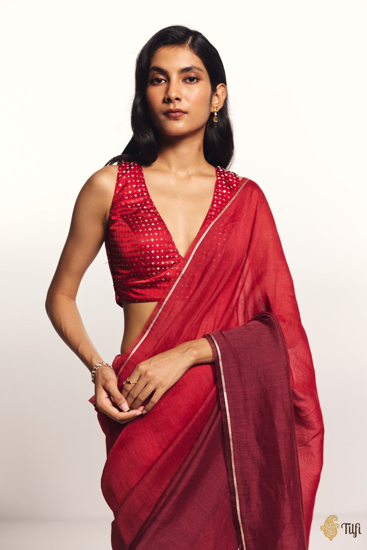 Pre-Order: 'Sutra' Red-Maroon Pure Linen Banarasi Handloom Tilfi Essentials Saree