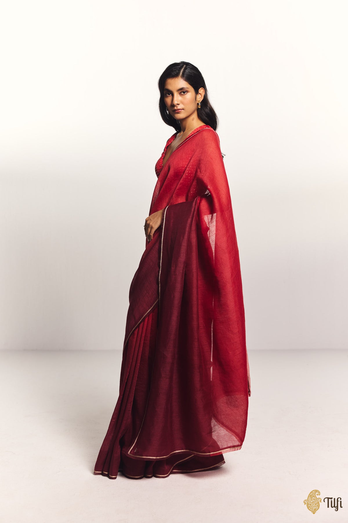 Pre-Order: 'Sutra' Red-Maroon Pure Linen Banarasi Handloom Tilfi Essentials Saree