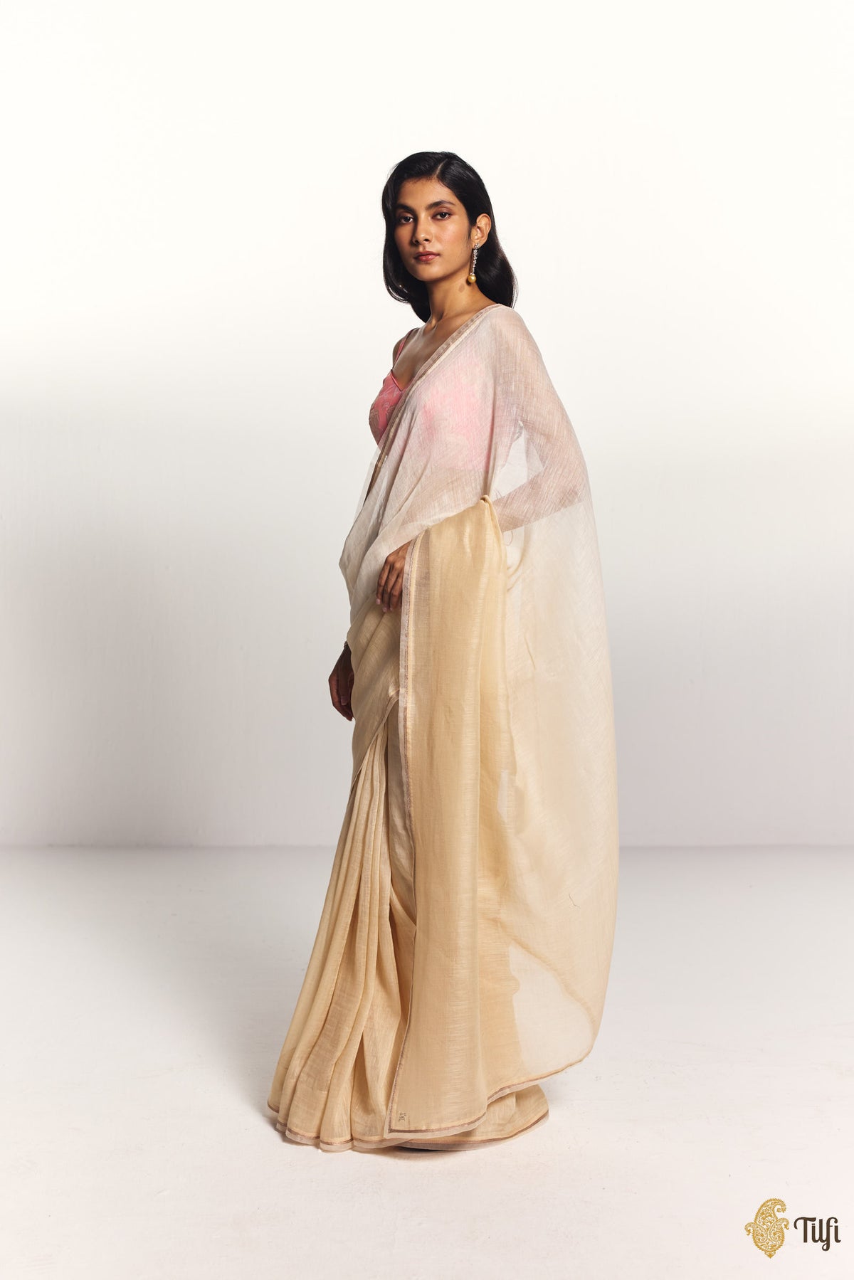 Pre-Order: 'Sutra' Off-White-Beige Pure Linen Banarasi Handloom Tilfi Essentials Saree