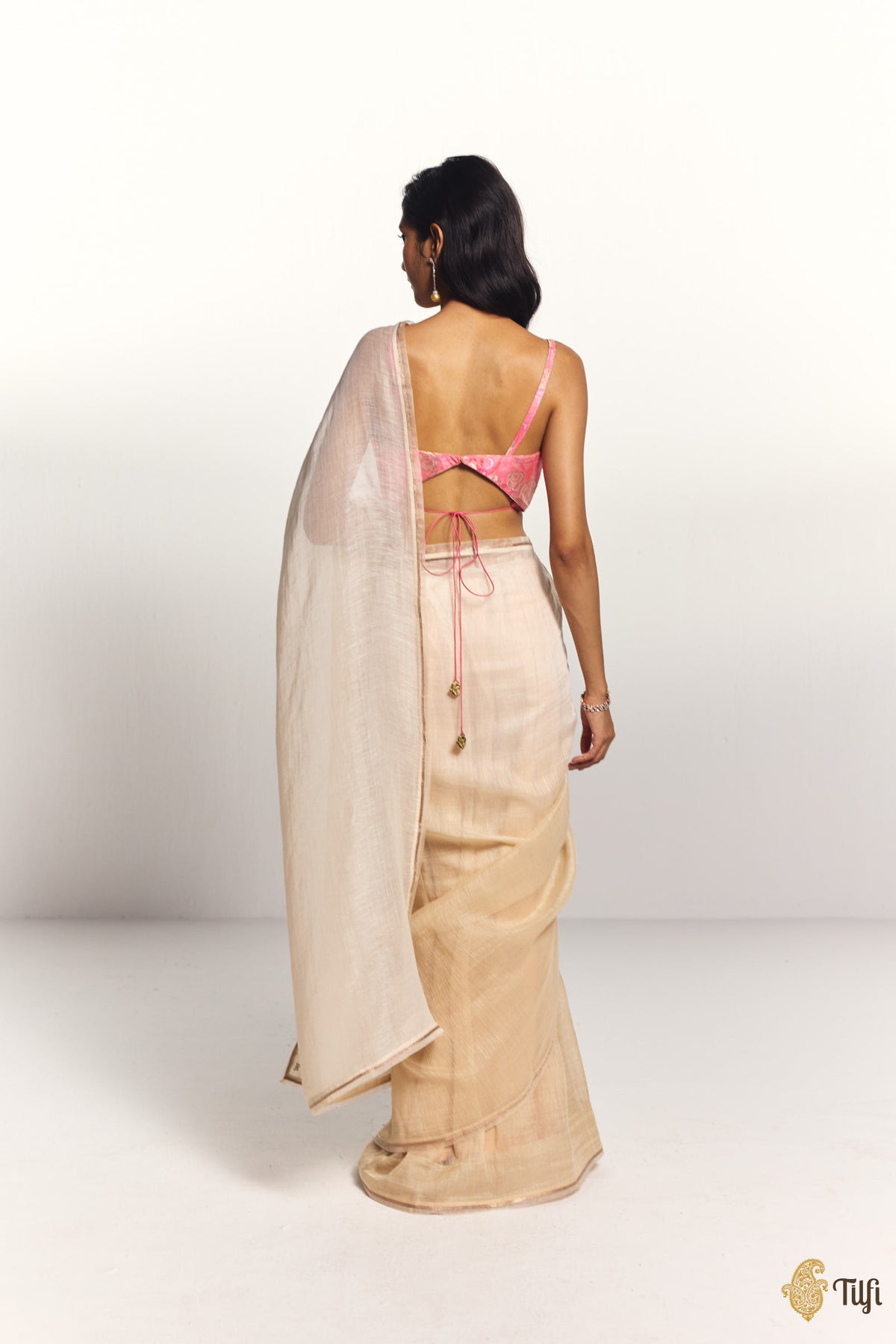 Pre-Order: 'Sutra' Off-White-Beige Pure Linen Banarasi Handloom Tilfi Essentials Saree