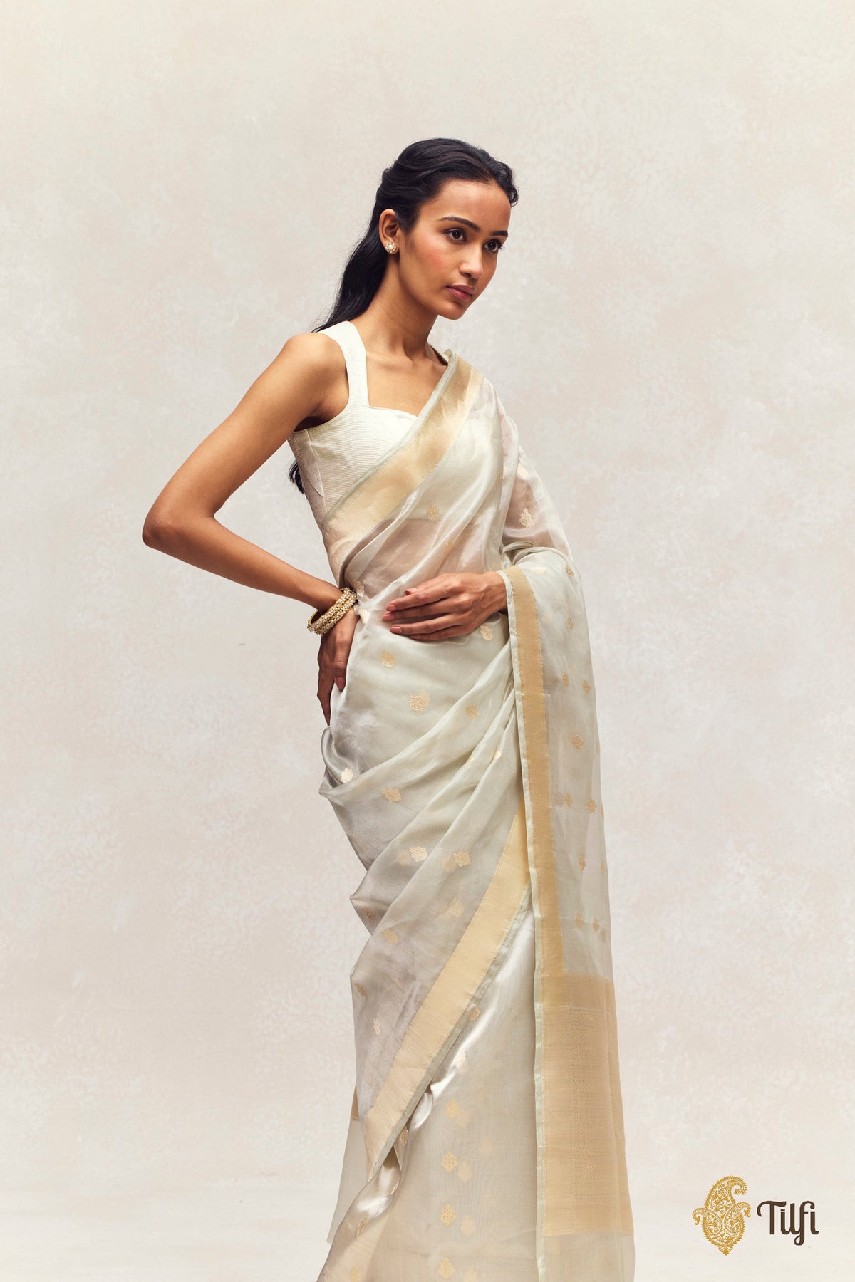 Pastel Green Kadhua Gold Booti Kora Tissue Saree