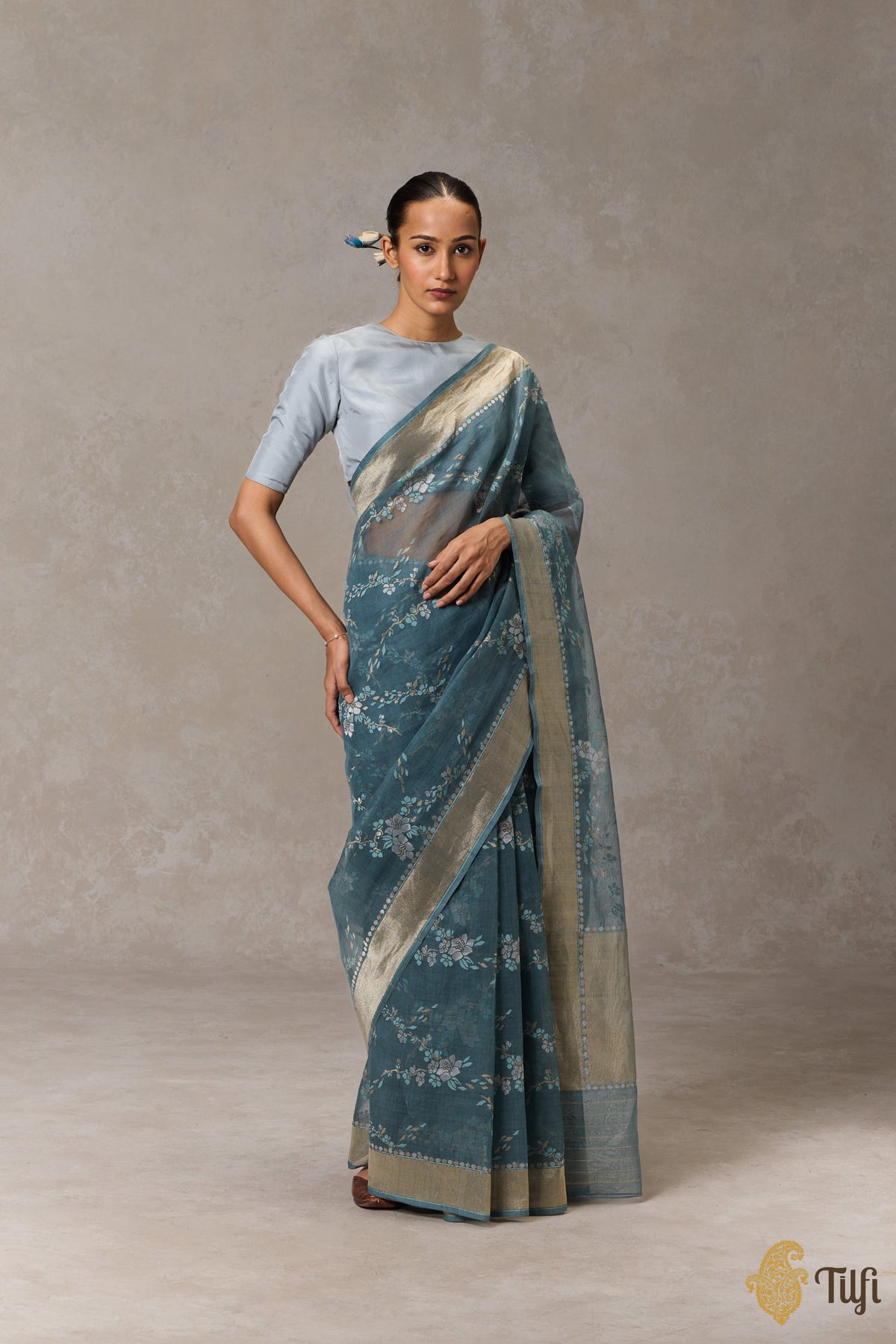 Pre-Order: &#39;Mori&#39; Blue-Grey Pure Cotton Jamdani Real Zari Banarasi Handloom Saree