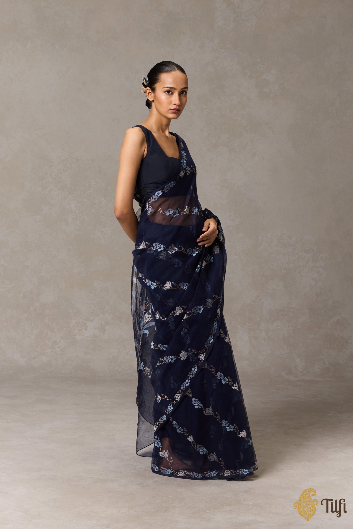 &#39;Haru&#39; Navy Blue Pure Cotton Jamdani Real Zari Banarasi Handloom Saree