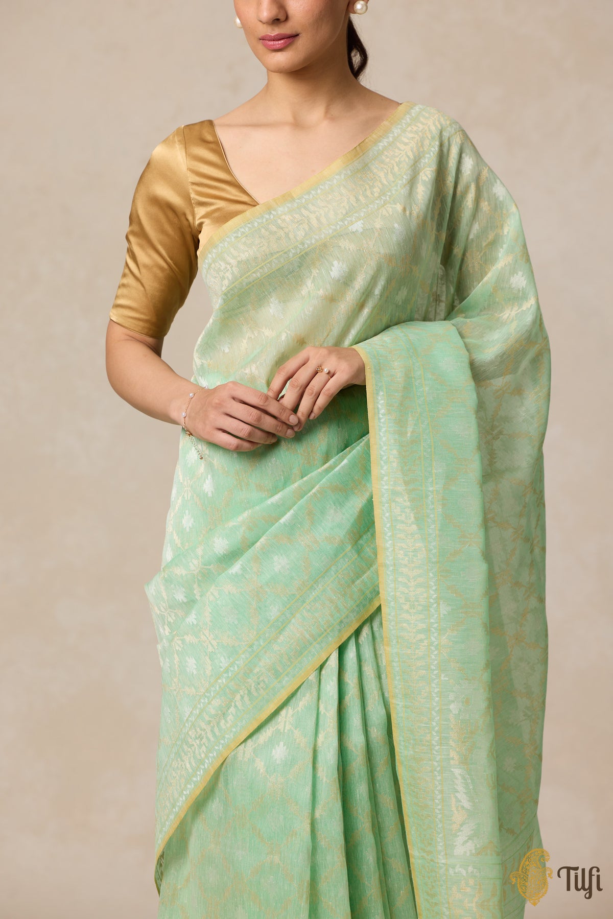 &#39;Niranjana&#39; Mint Green Pure Cotton by Linen Jamdani Real Zari Banarasi Handloom Saree