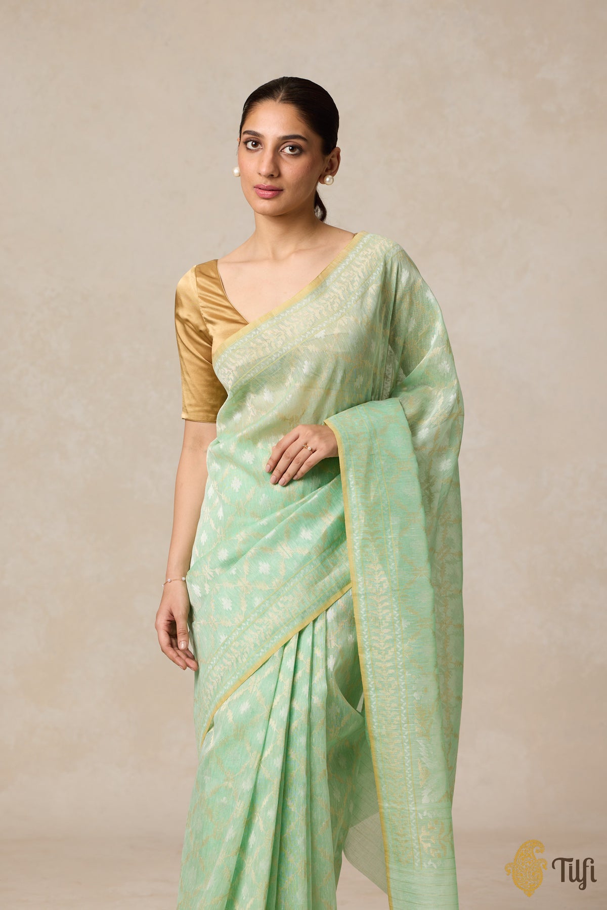 &#39;Niranjana&#39; Mint Green Pure Cotton by Linen Jamdani Real Zari Banarasi Handloom Saree