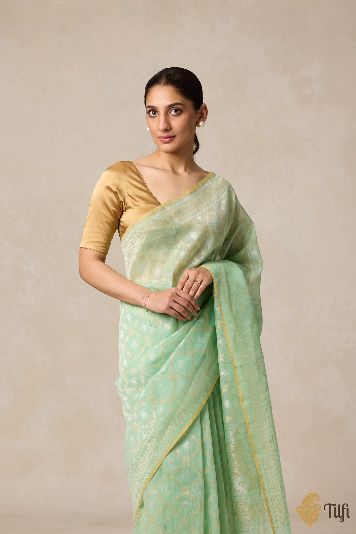 &#39;Niranjana&#39; Mint Green Pure Cotton by Linen Jamdani Real Zari Banarasi Handloom Saree