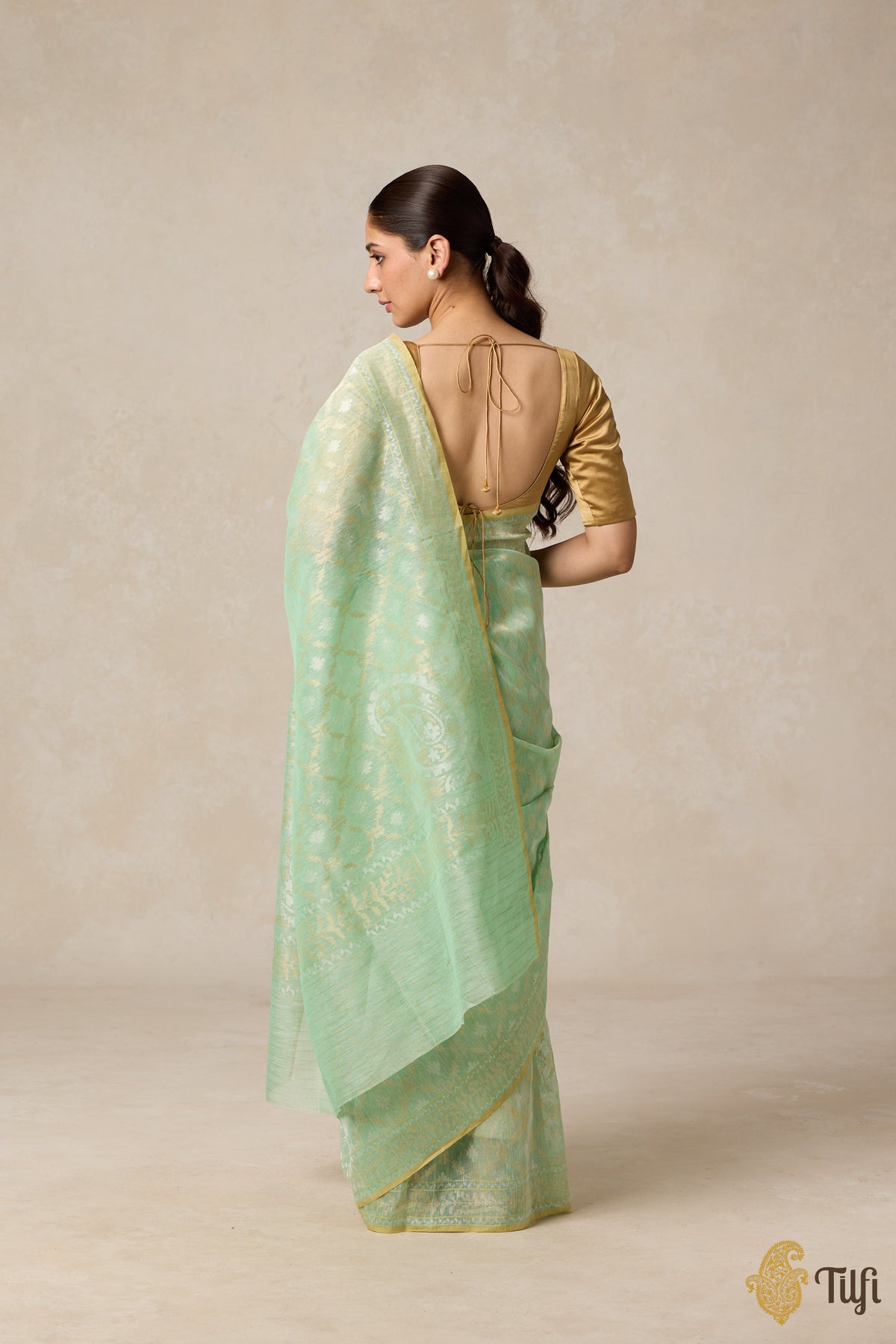 &#39;Niranjana&#39; Mint Green Pure Cotton by Linen Jamdani Real Zari Banarasi Handloom Saree