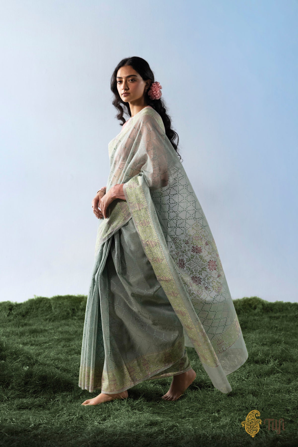 Pre-Order: 'Radhika' Sage Grey Pure Cotton Jamdani Real Zari Banarasi Handloom Saree