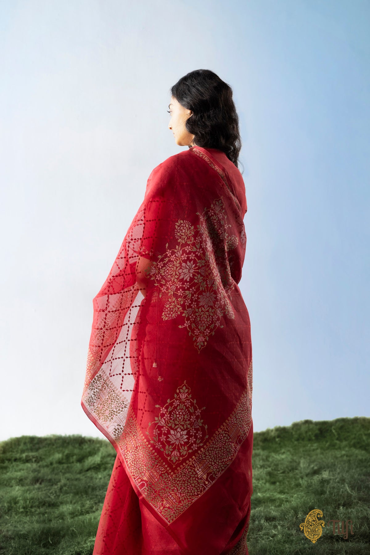 Pre-Order: 'Radhika' Red Pure Cotton Jamdani Real Zari Banarasi Handloom Saree