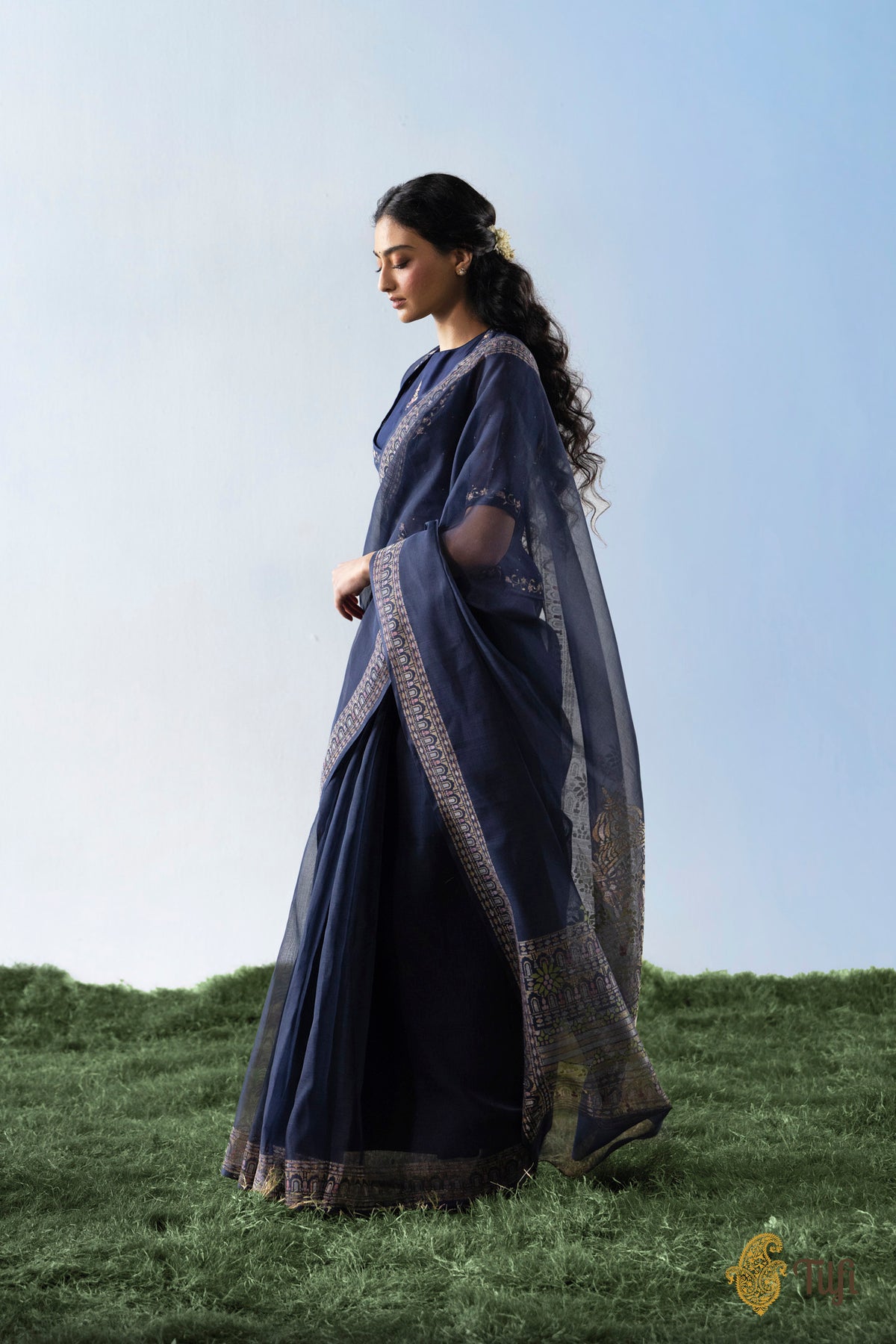 Pre-Order: 'Chhaya' Navy Blue Pure Cotton Jamdani Real Zari Banarasi Handloom Saree